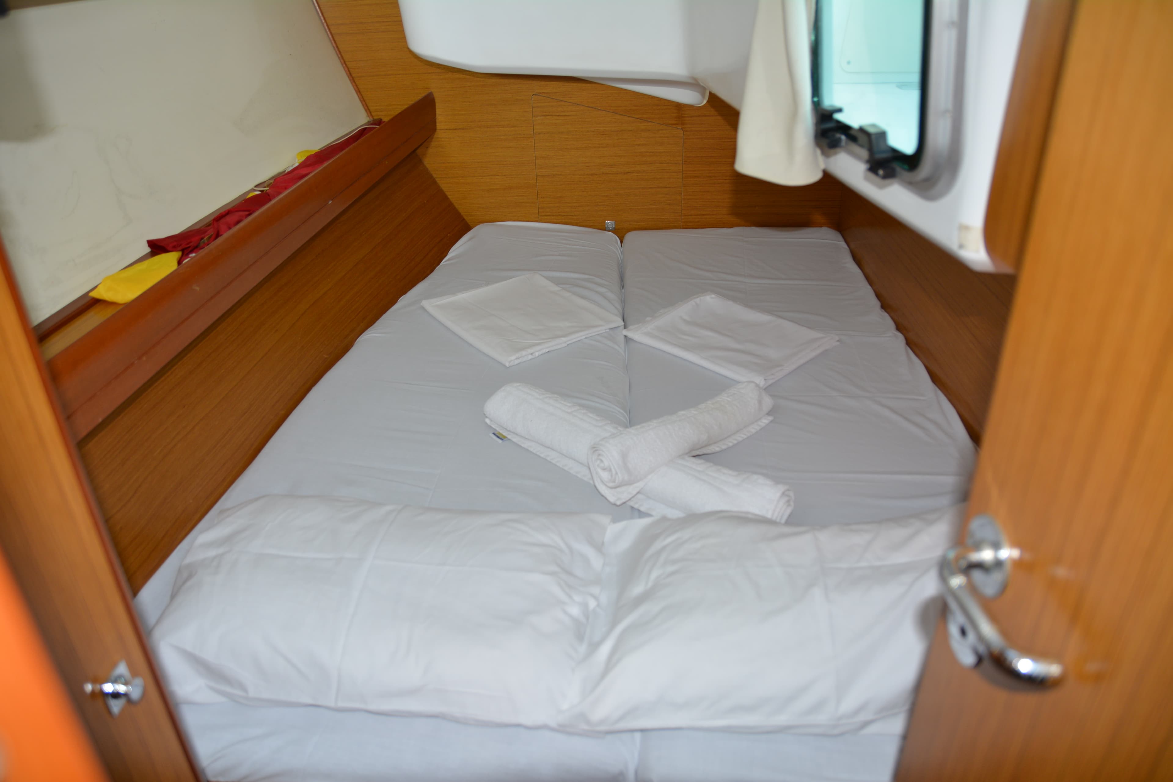 Sun Odyssey 36i - photo 13