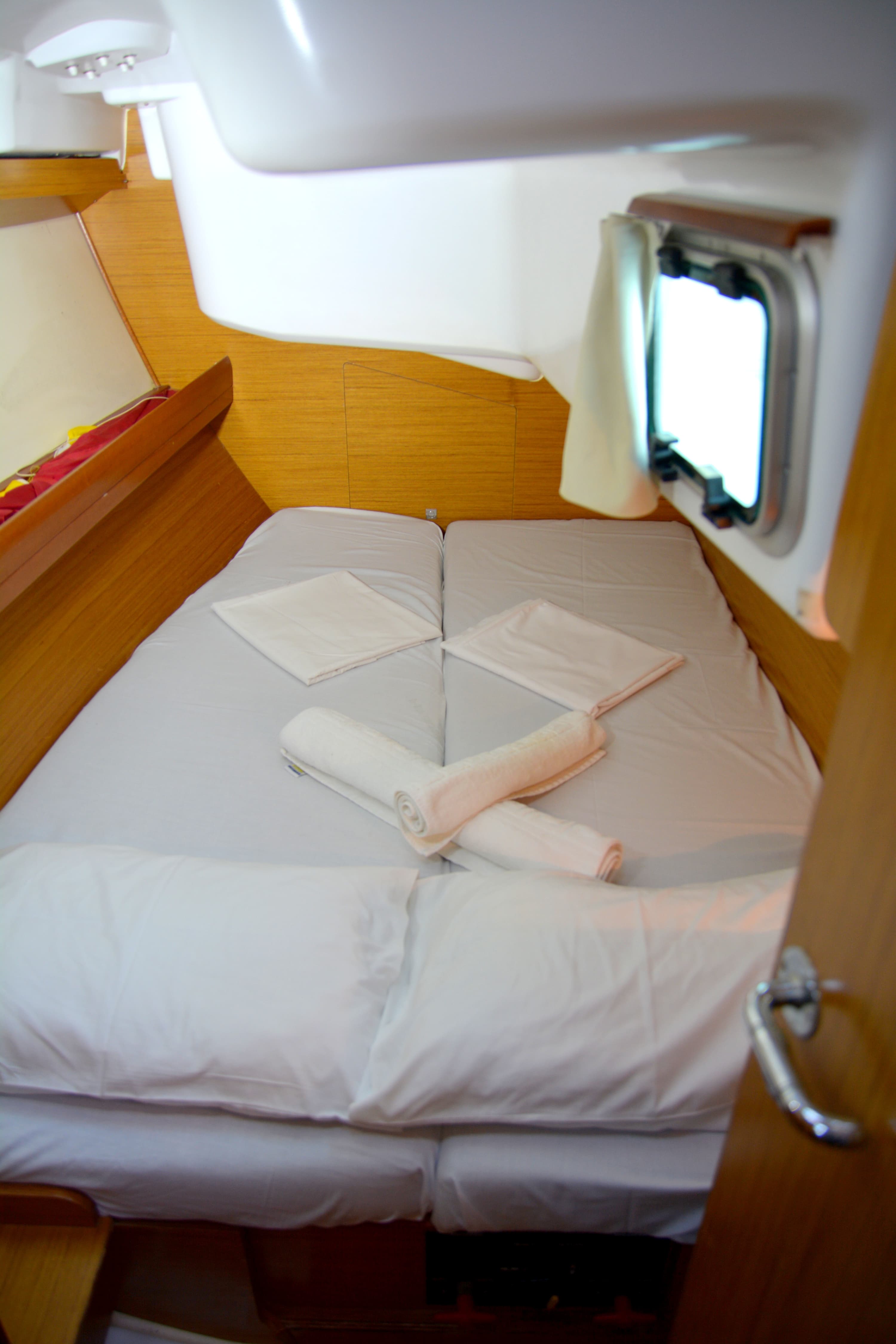 Sun Odyssey 36i - photo 41