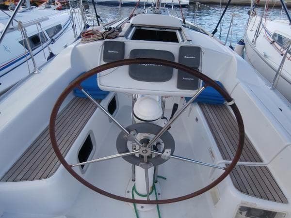 Sun Odyssey 32i - photo 28