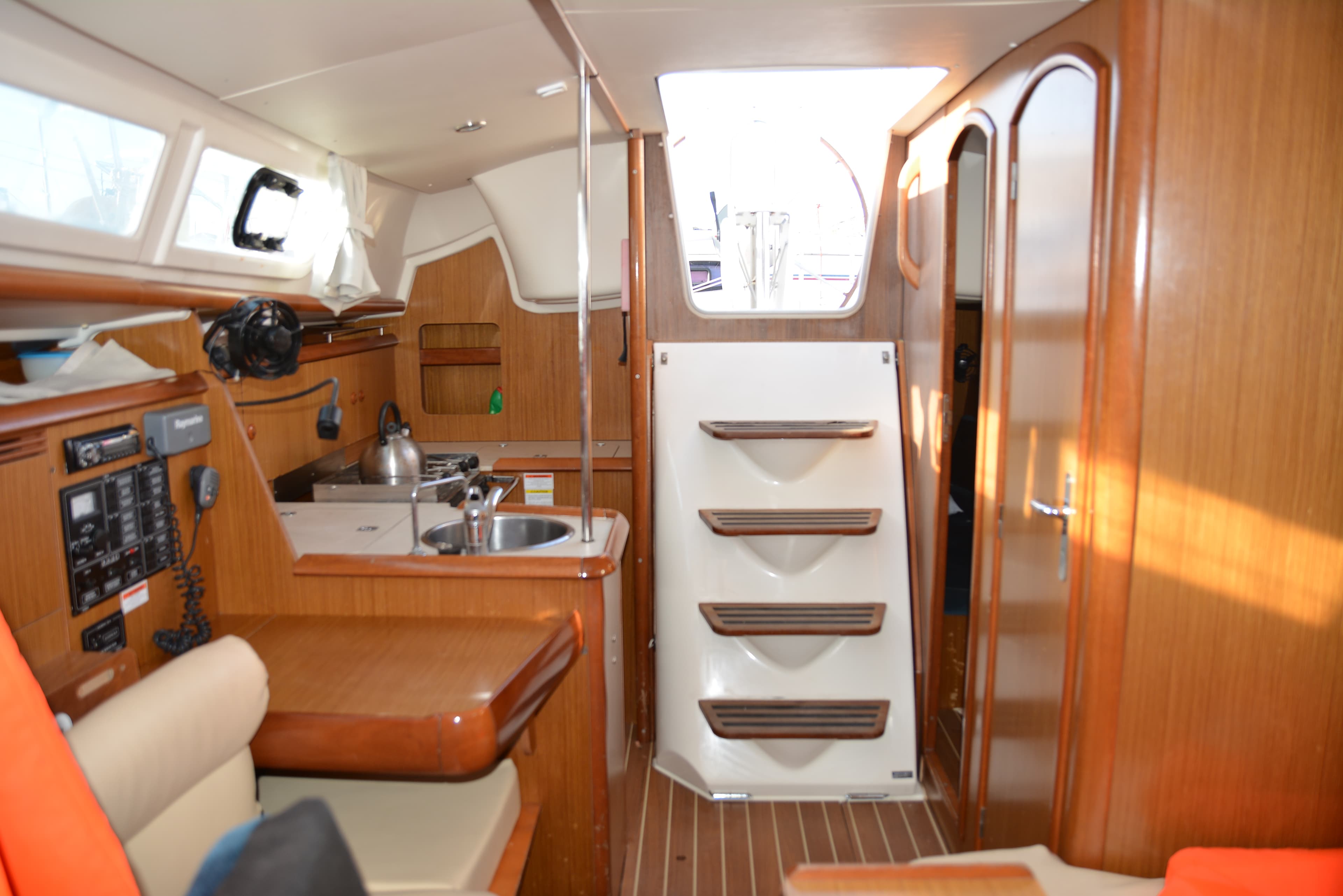 Sun Odyssey 32i - photo 30