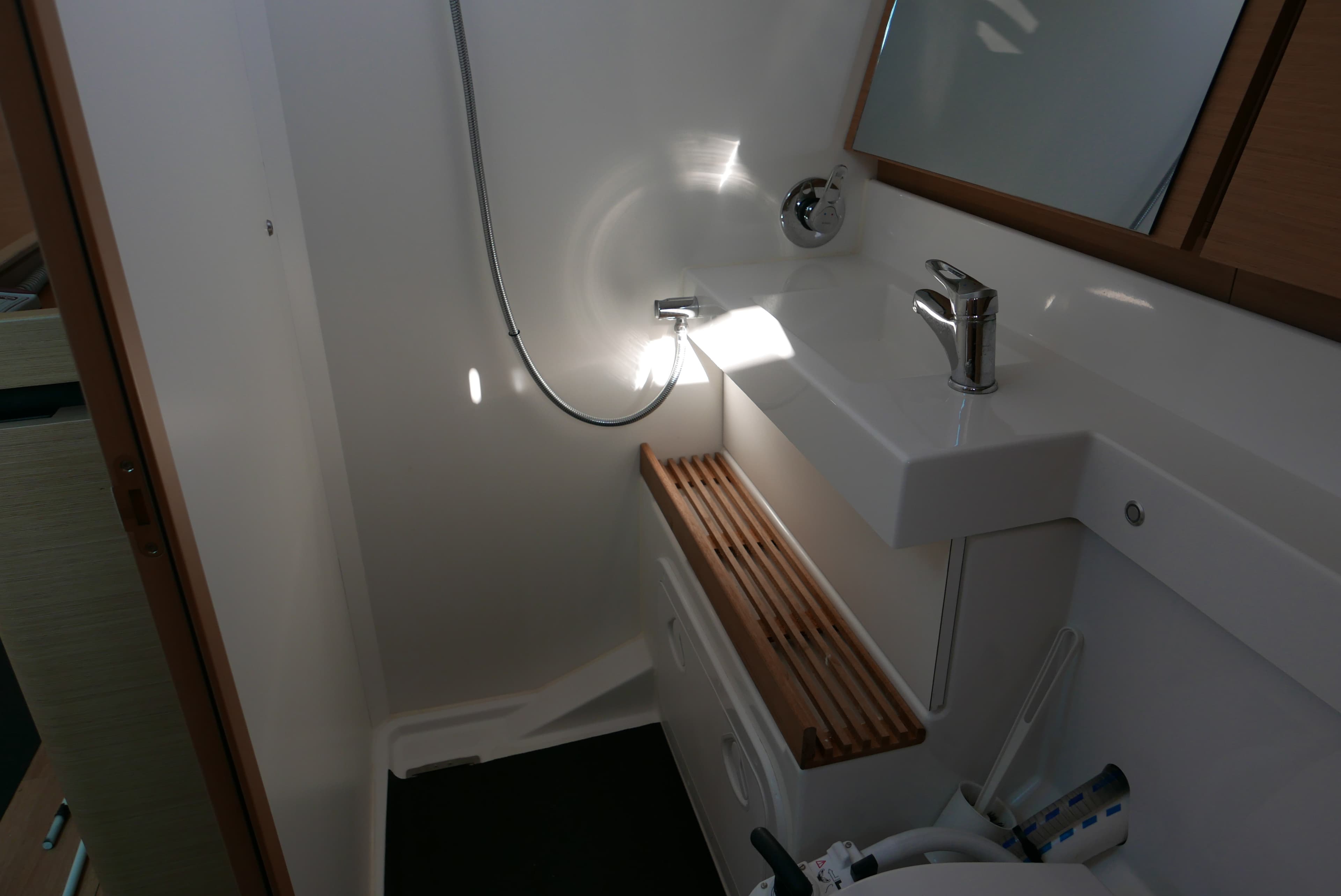 Sun Odyssey 440 - photo 8