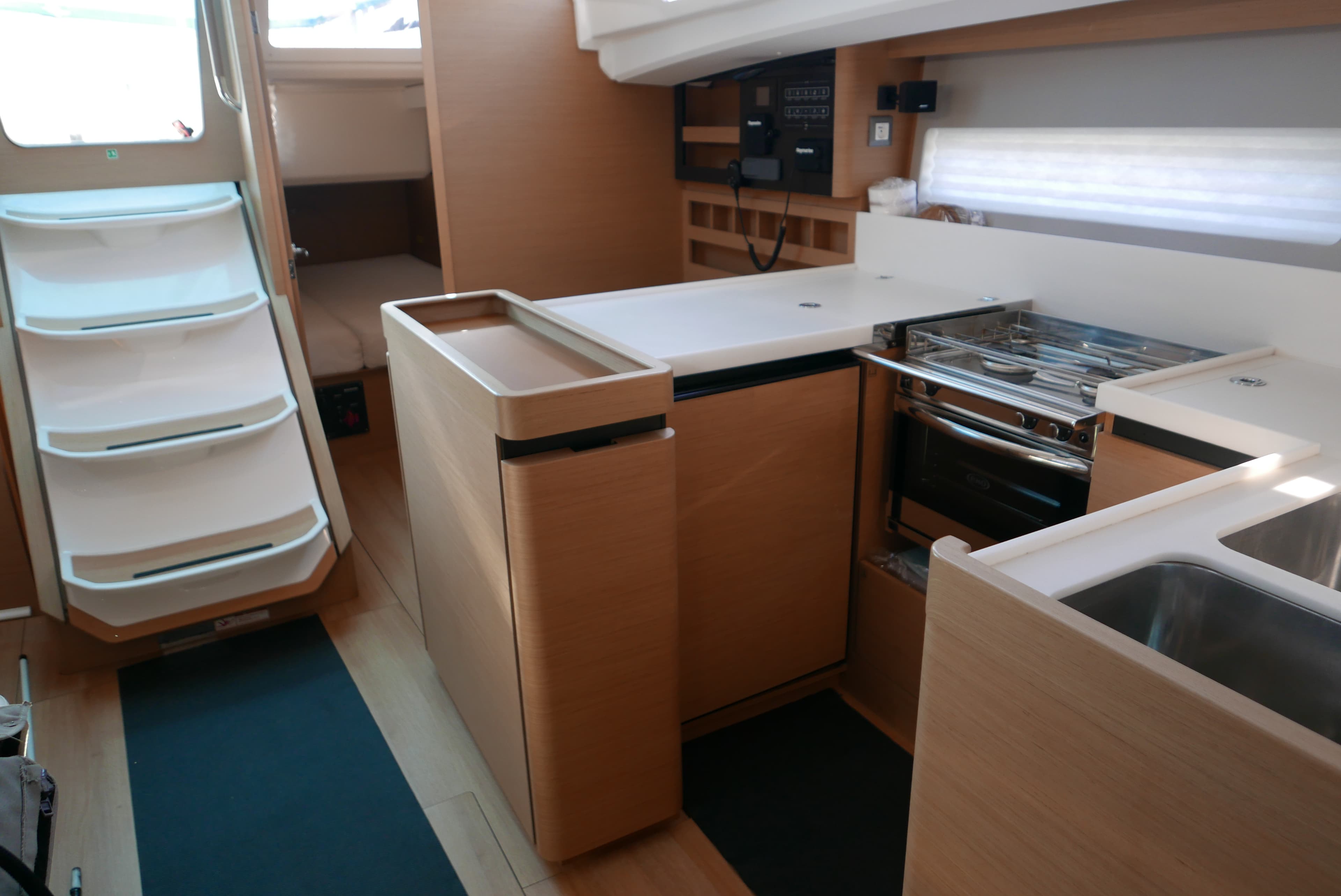 Sun Odyssey 440 - photo 9