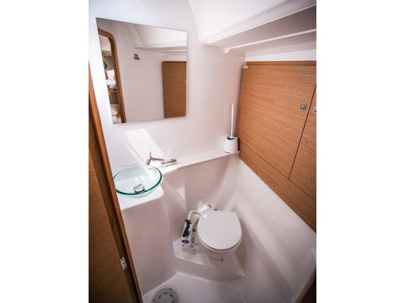 Dufour 460 Grand Large - photo 13