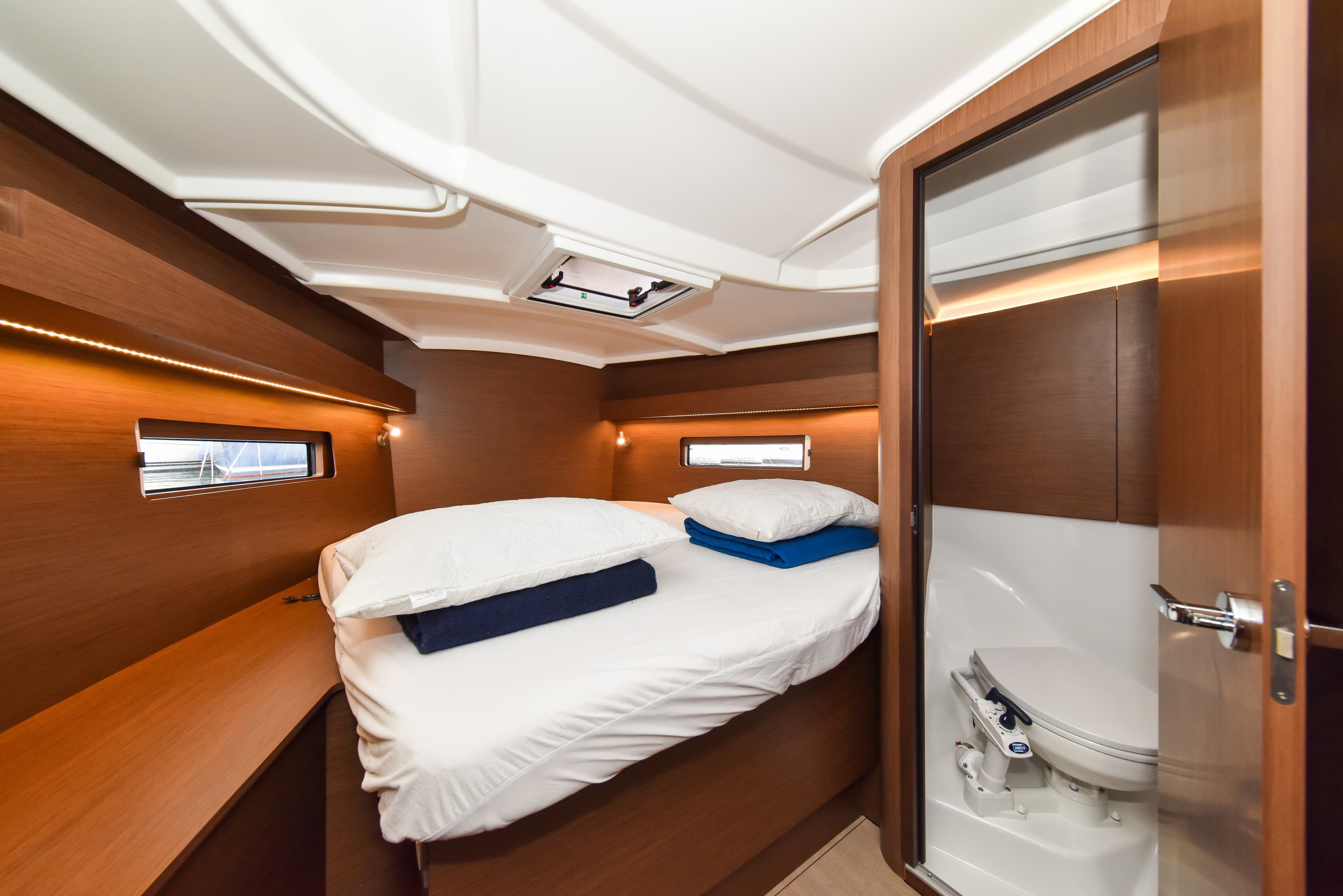 Oceanis 40.1 - photo 6