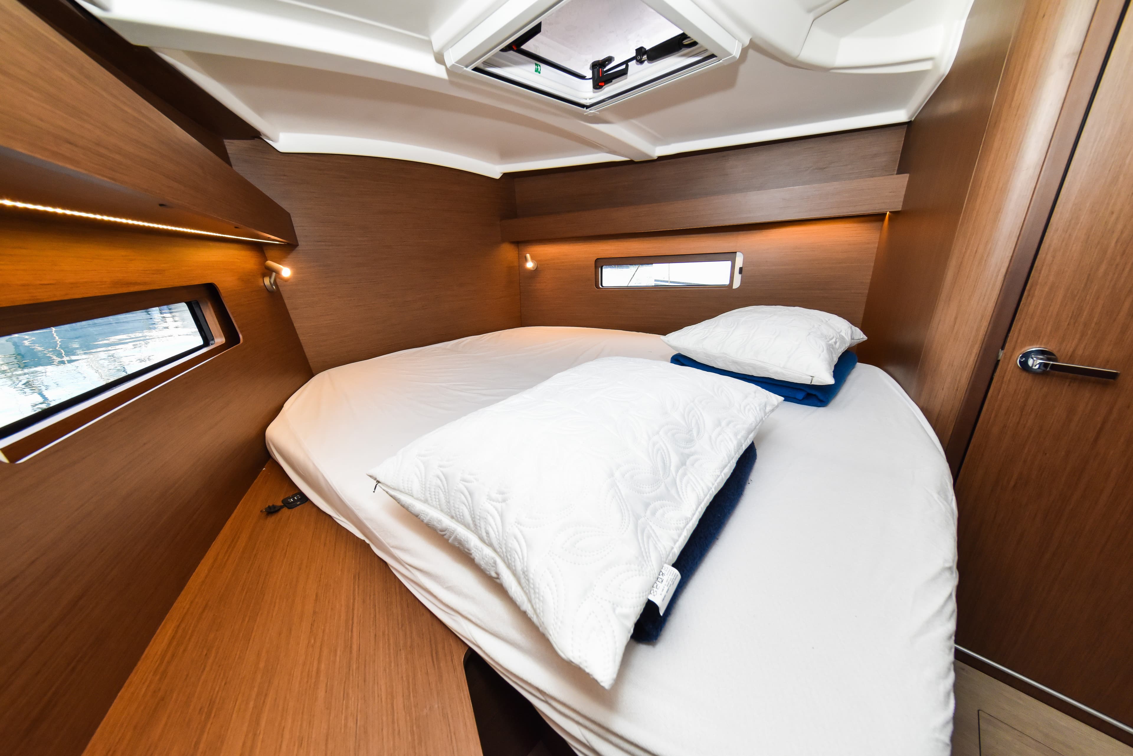 Oceanis 40.1 - photo 11