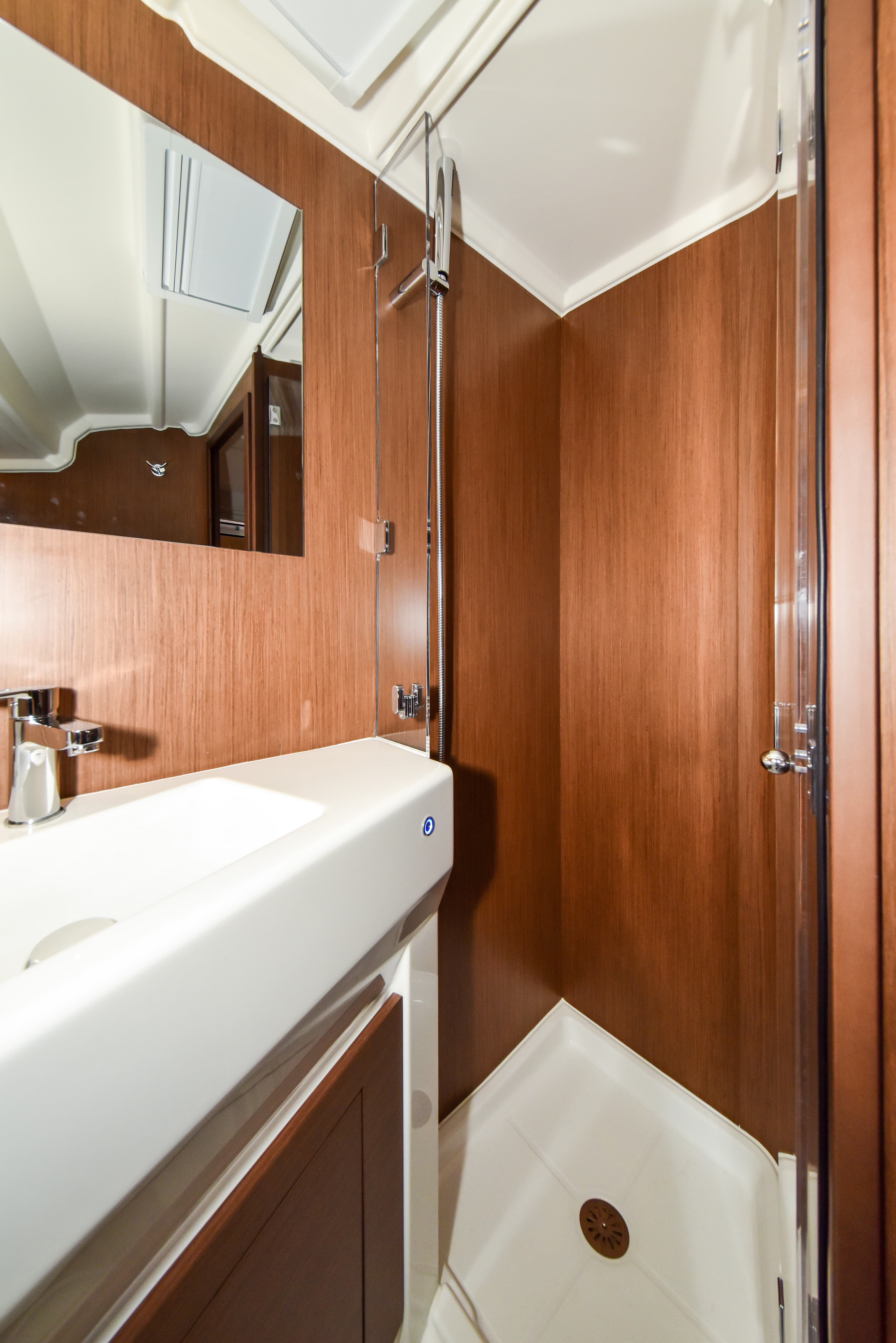 Oceanis 40.1 - photo 84