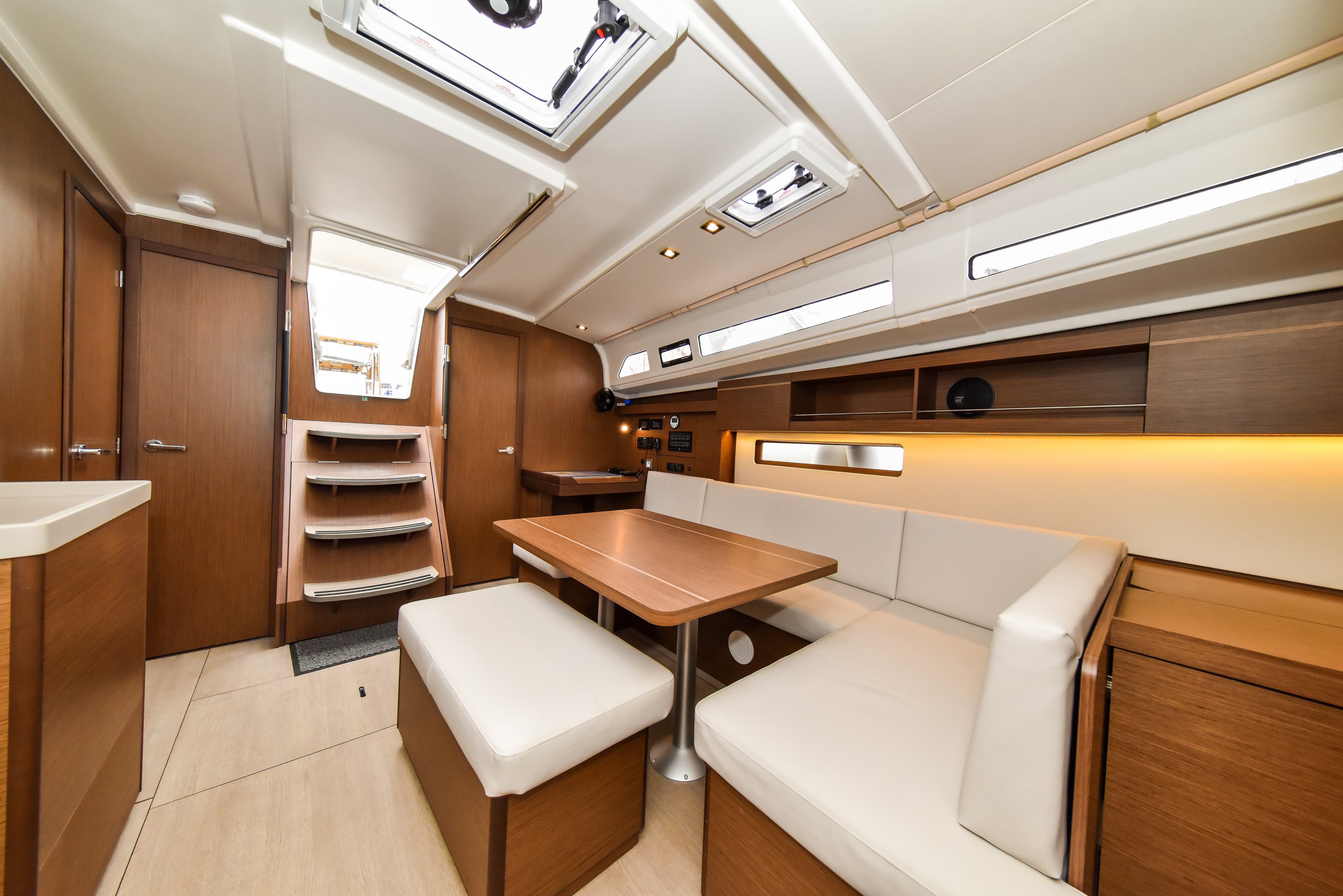 Oceanis 40.1 - photo 89