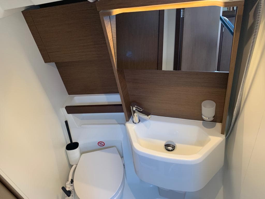 Oceanis 51.1 - photo 6