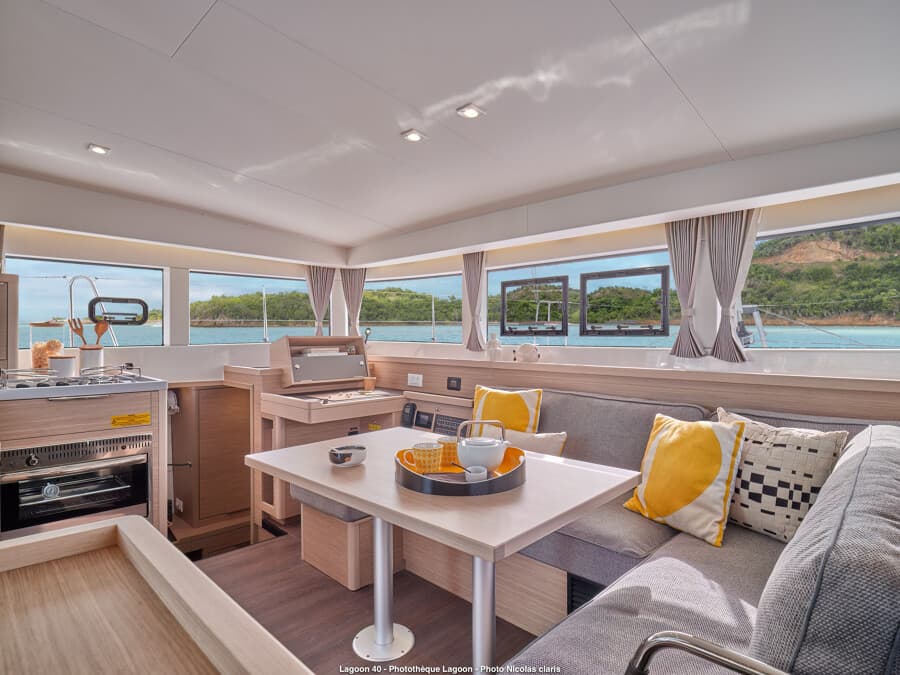 Lagoon 40 - photo 7