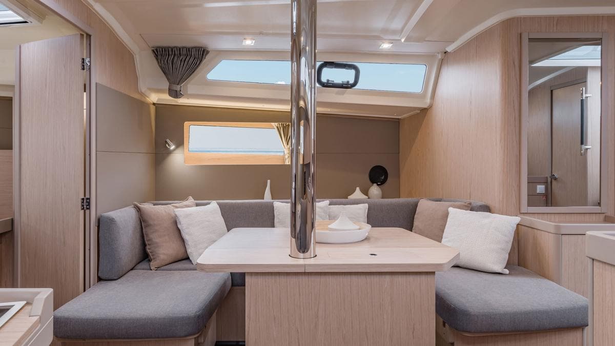 Oceanis 411 - photo 8