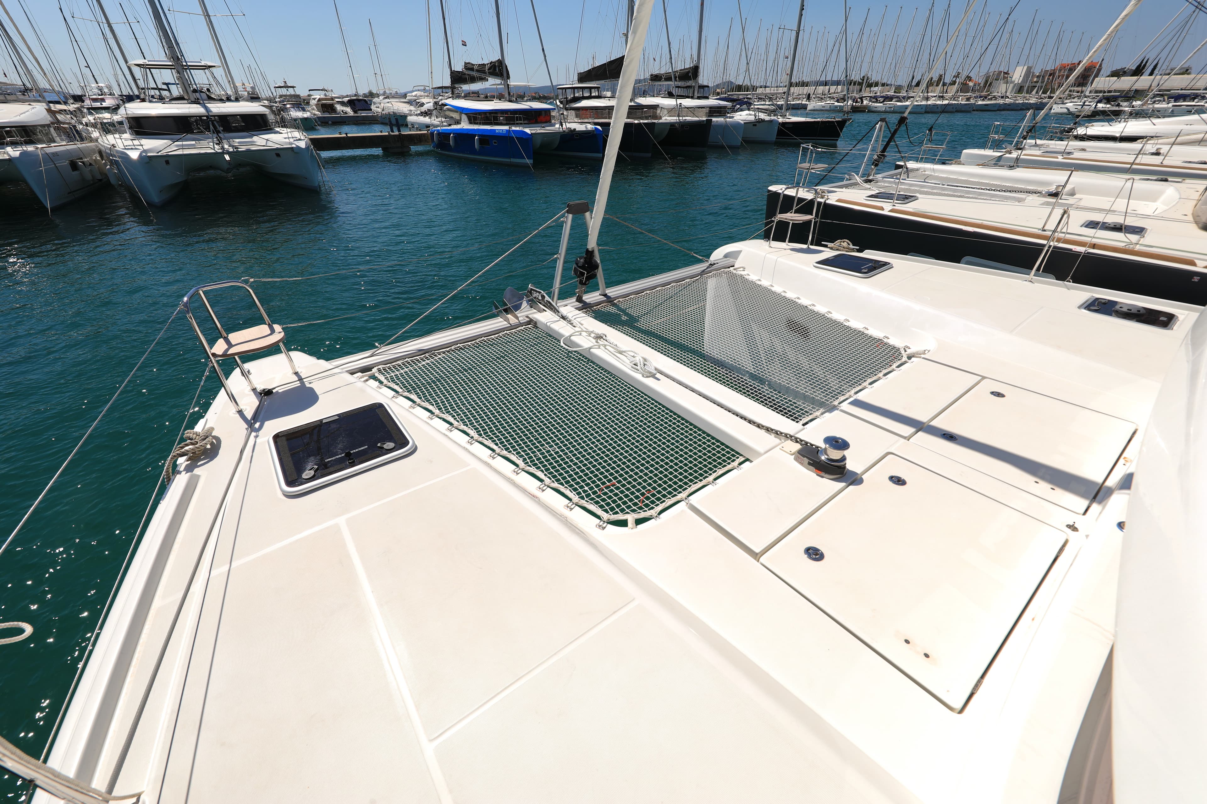 Lagoon 42 - photo 80