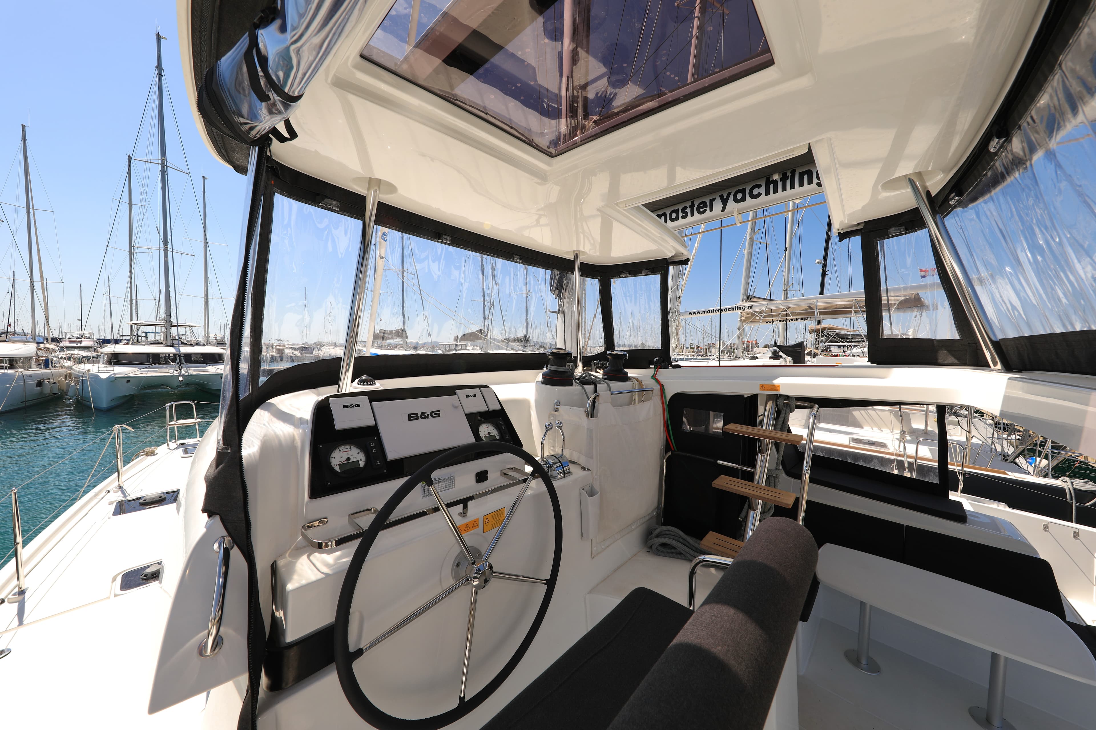 Lagoon 42 - photo 17