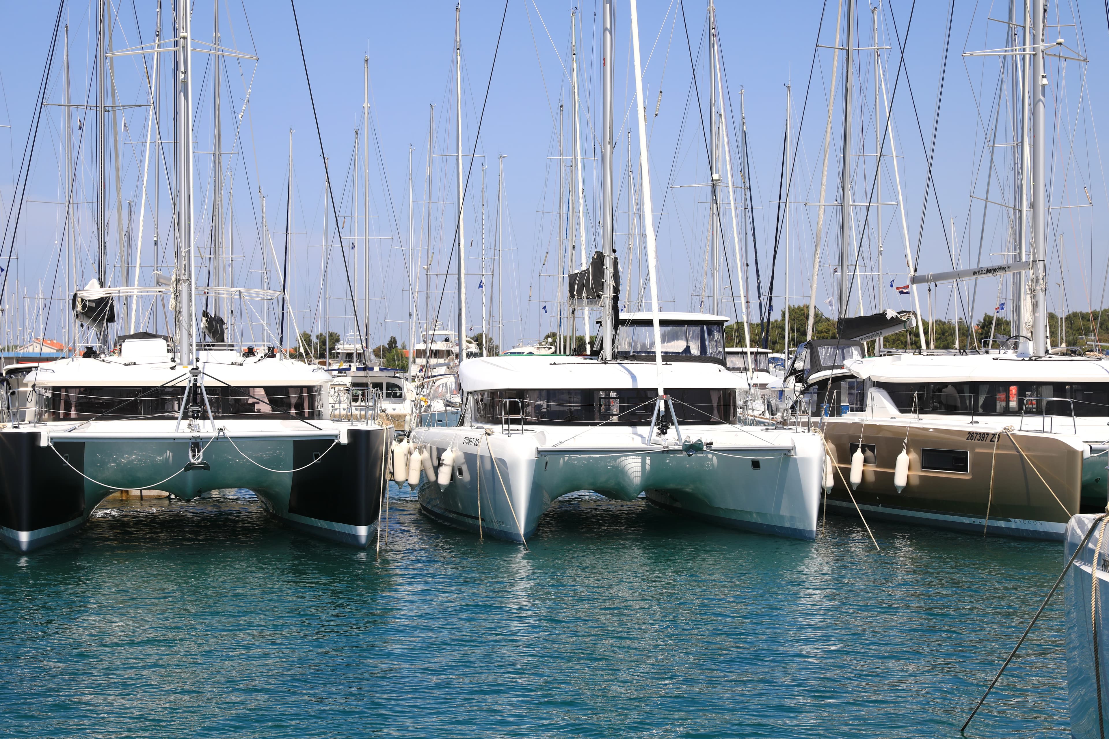 Lagoon 42 - photo 101