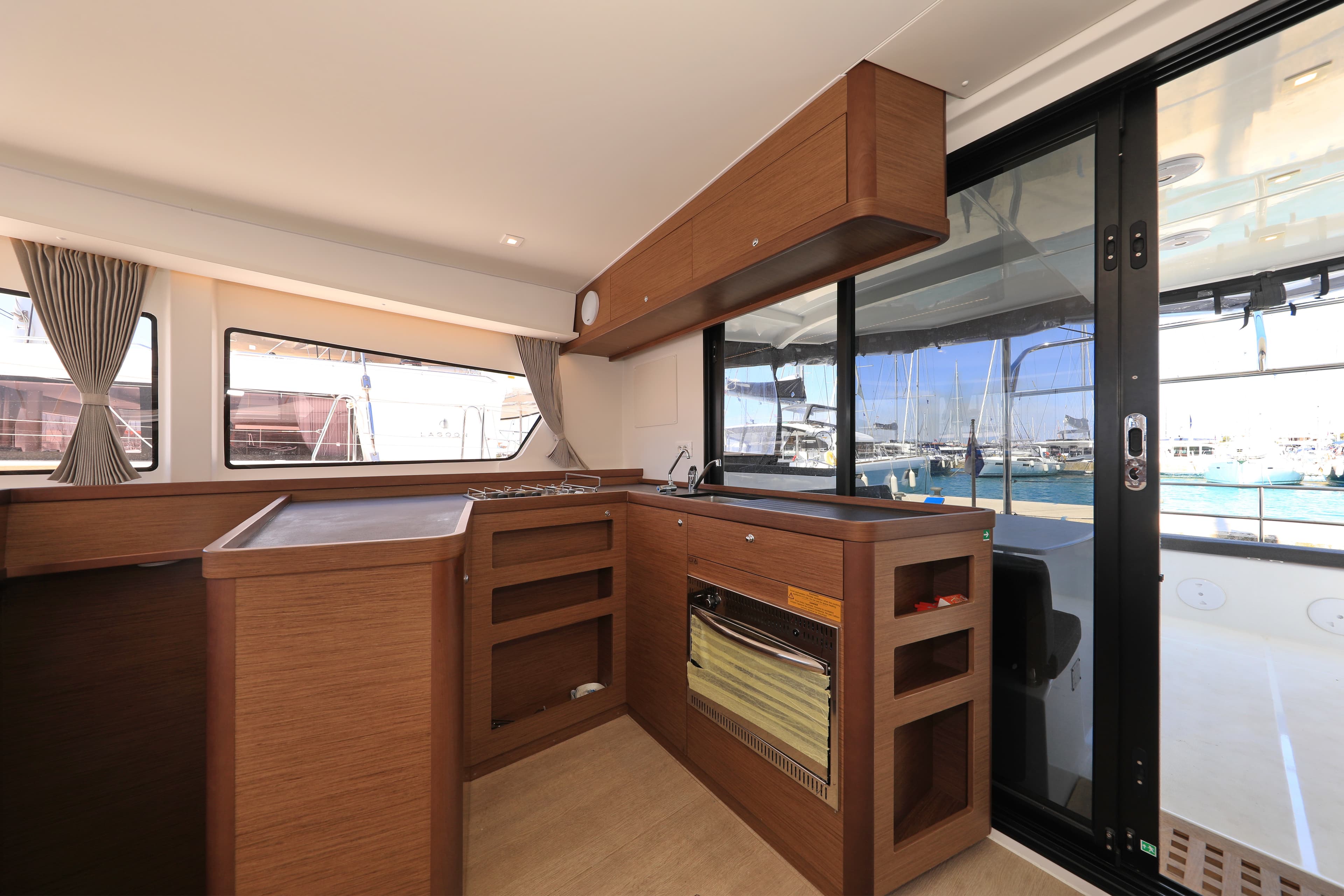 Lagoon 42 - photo 24