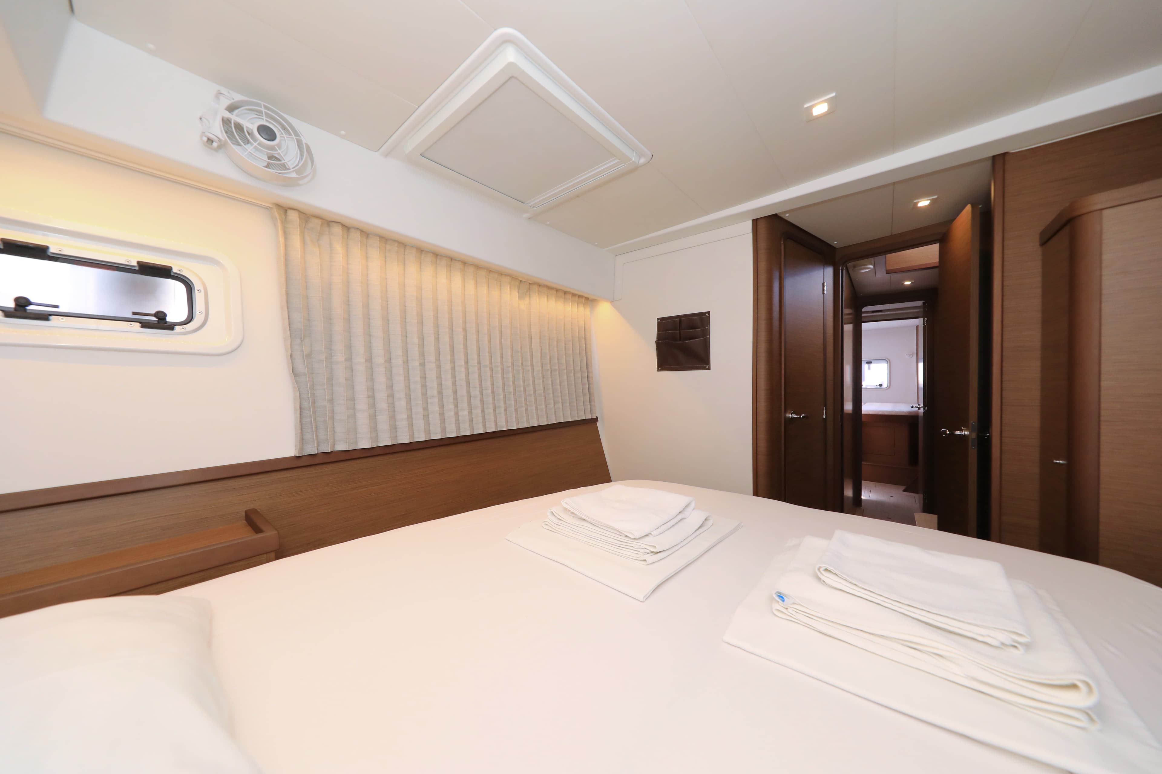 Lagoon 42 - photo 91