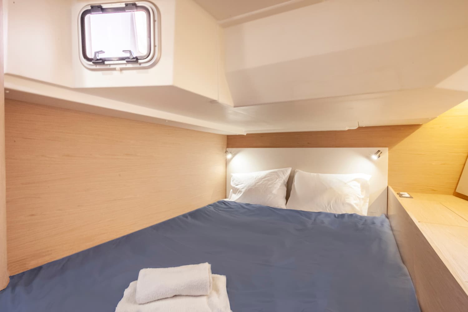 Oceanis 51.1 - photo 14