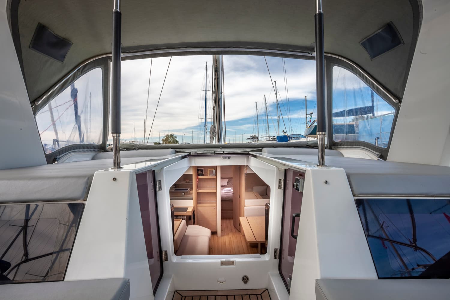 Oceanis 51.1 - photo 38