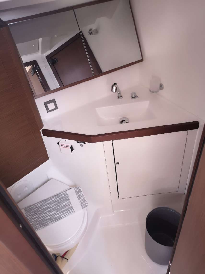 Oceanis 46.1 - photo 4