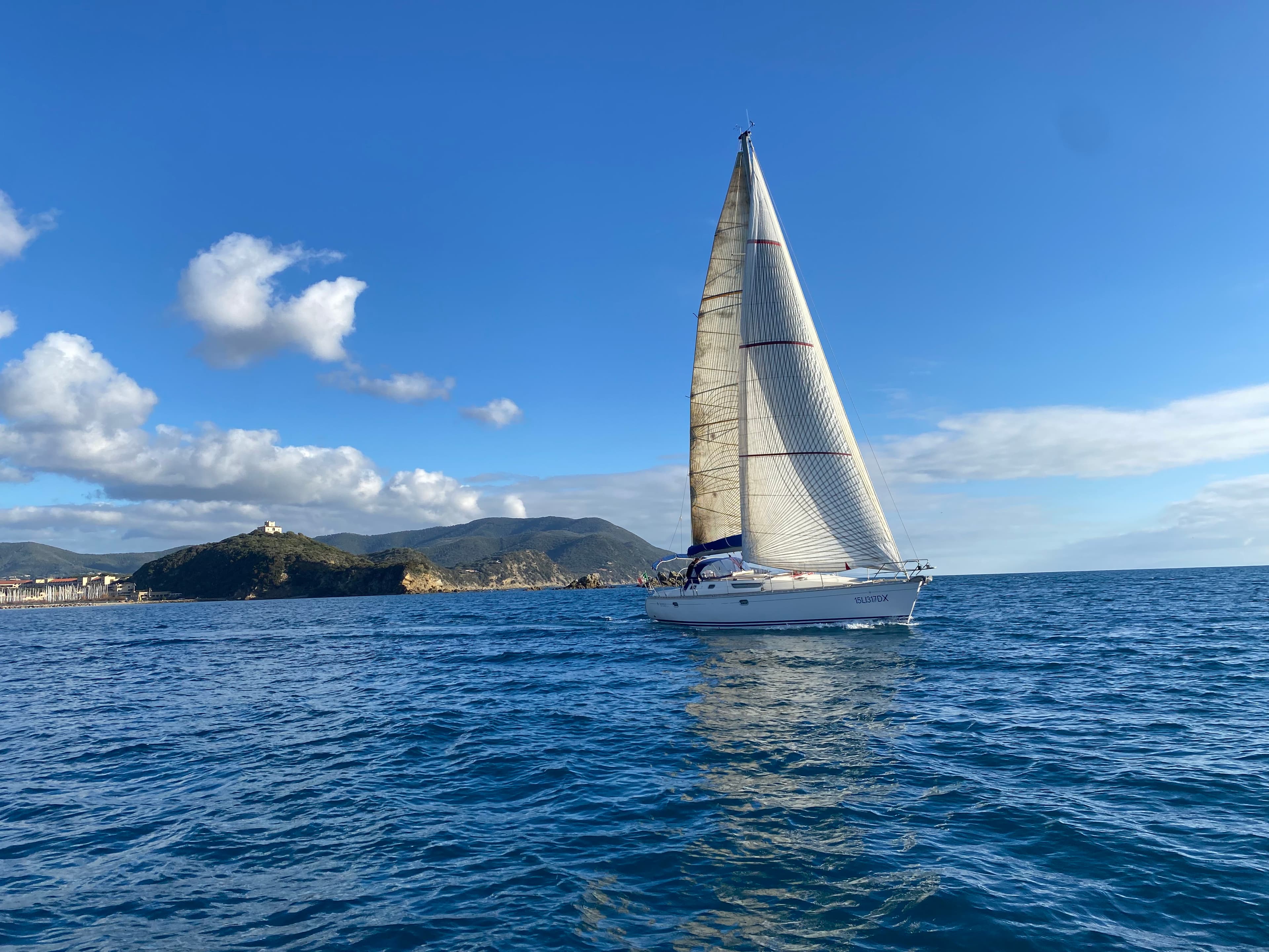 Sun Odyssey 42.2 - photo 9