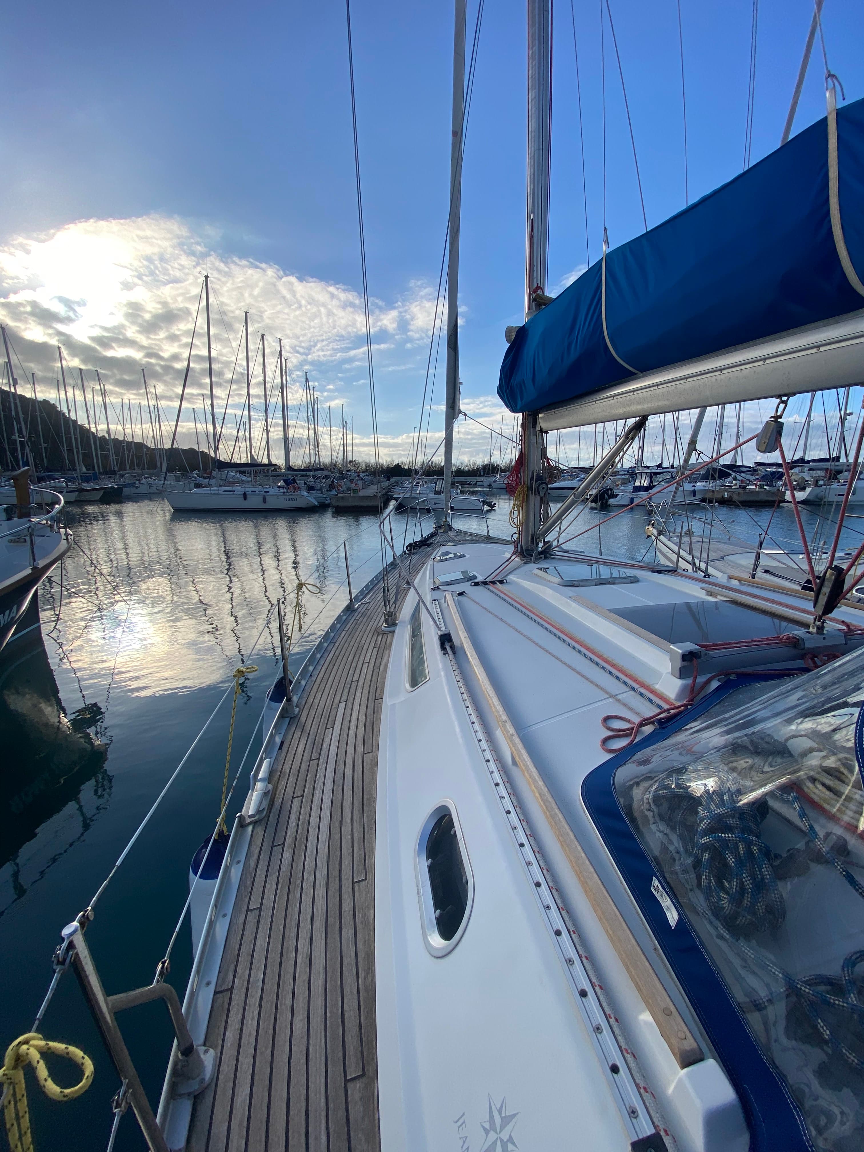 Sun Odyssey 42.2 - photo 16