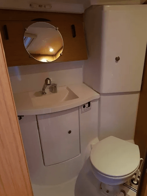 Sun Odyssey 42 i - photo 8