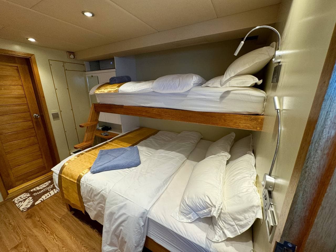 Motoryacht - photo 21