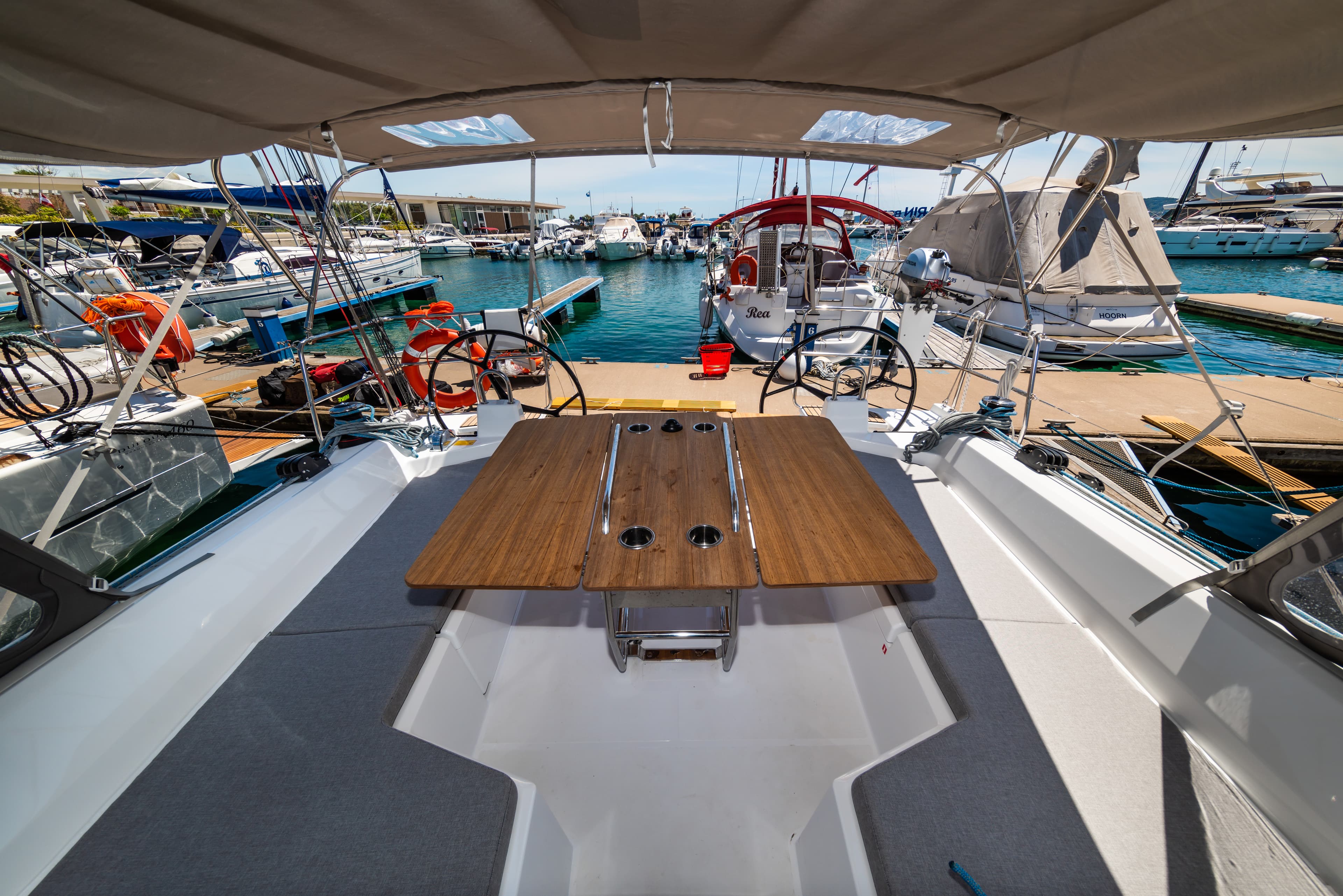 Oceanis 40.1 - photo 27