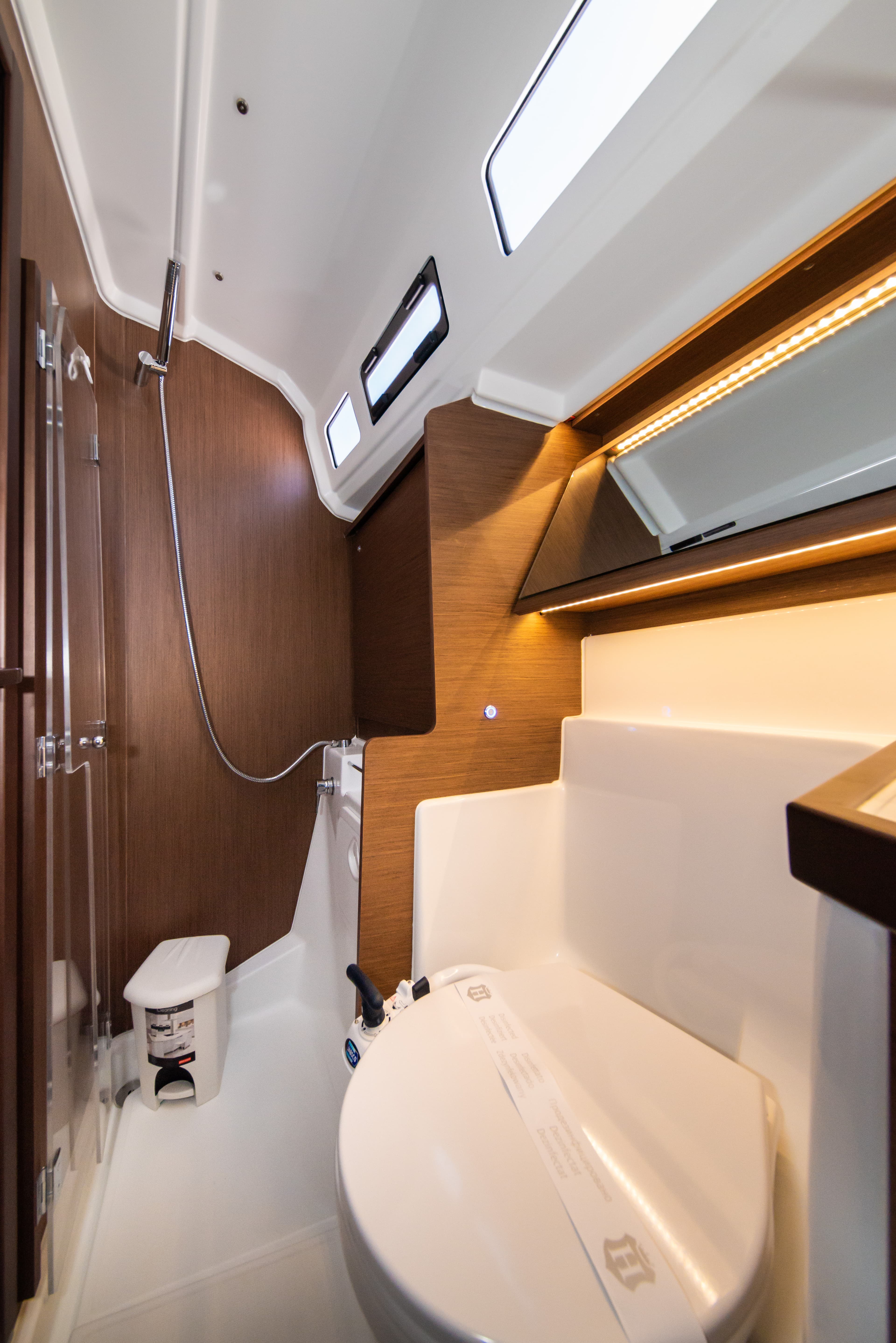 Oceanis 40.1 - photo 13