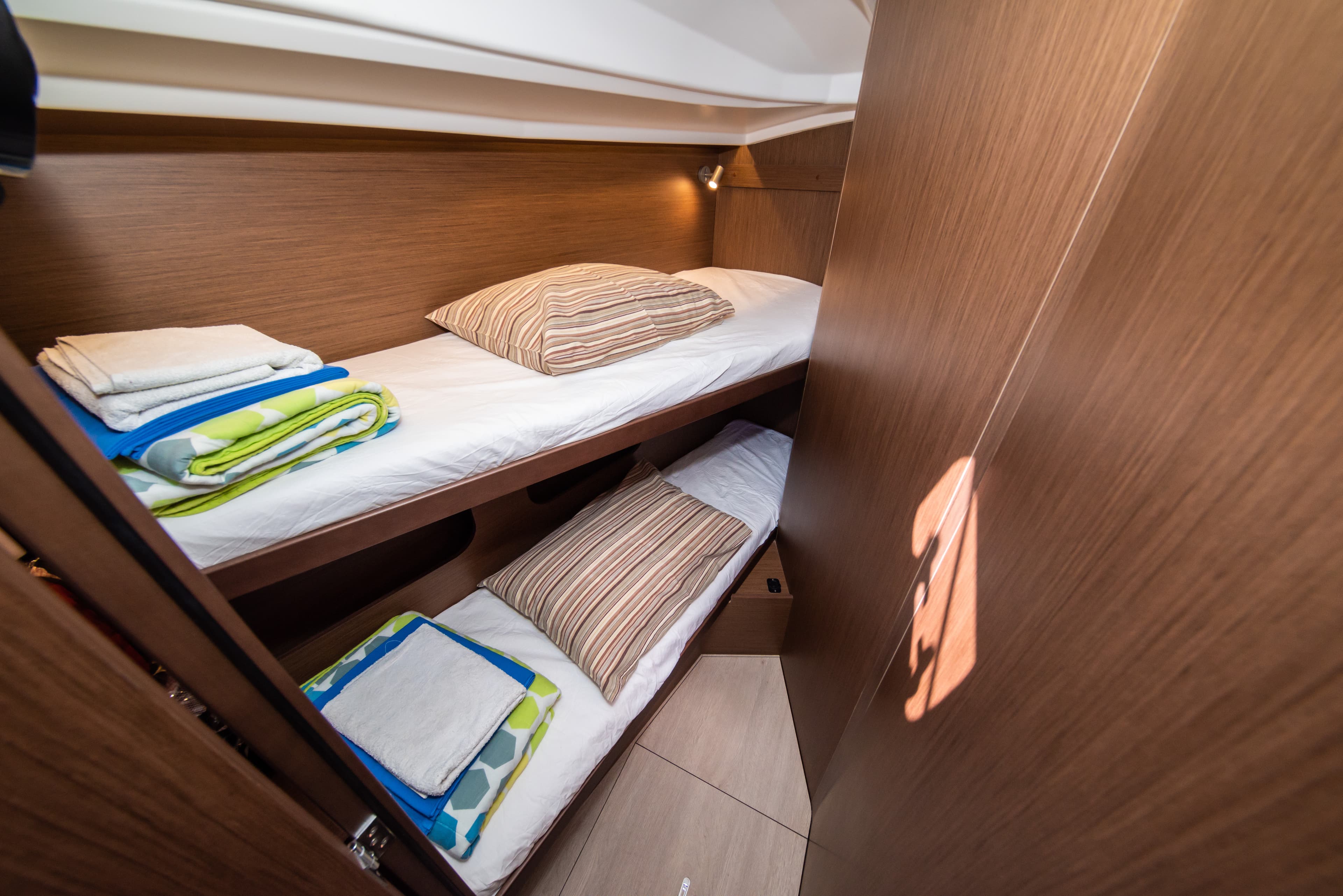 Oceanis 40.1 - photo 28