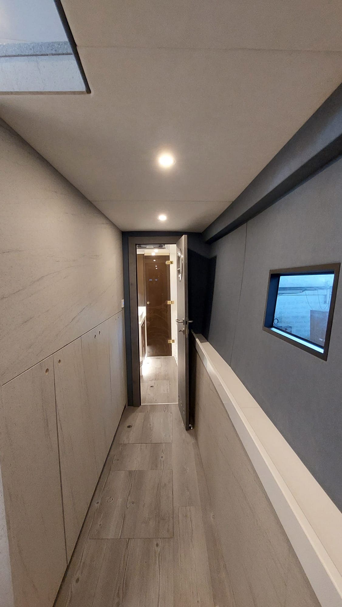 Luna 47 Power - photo 12