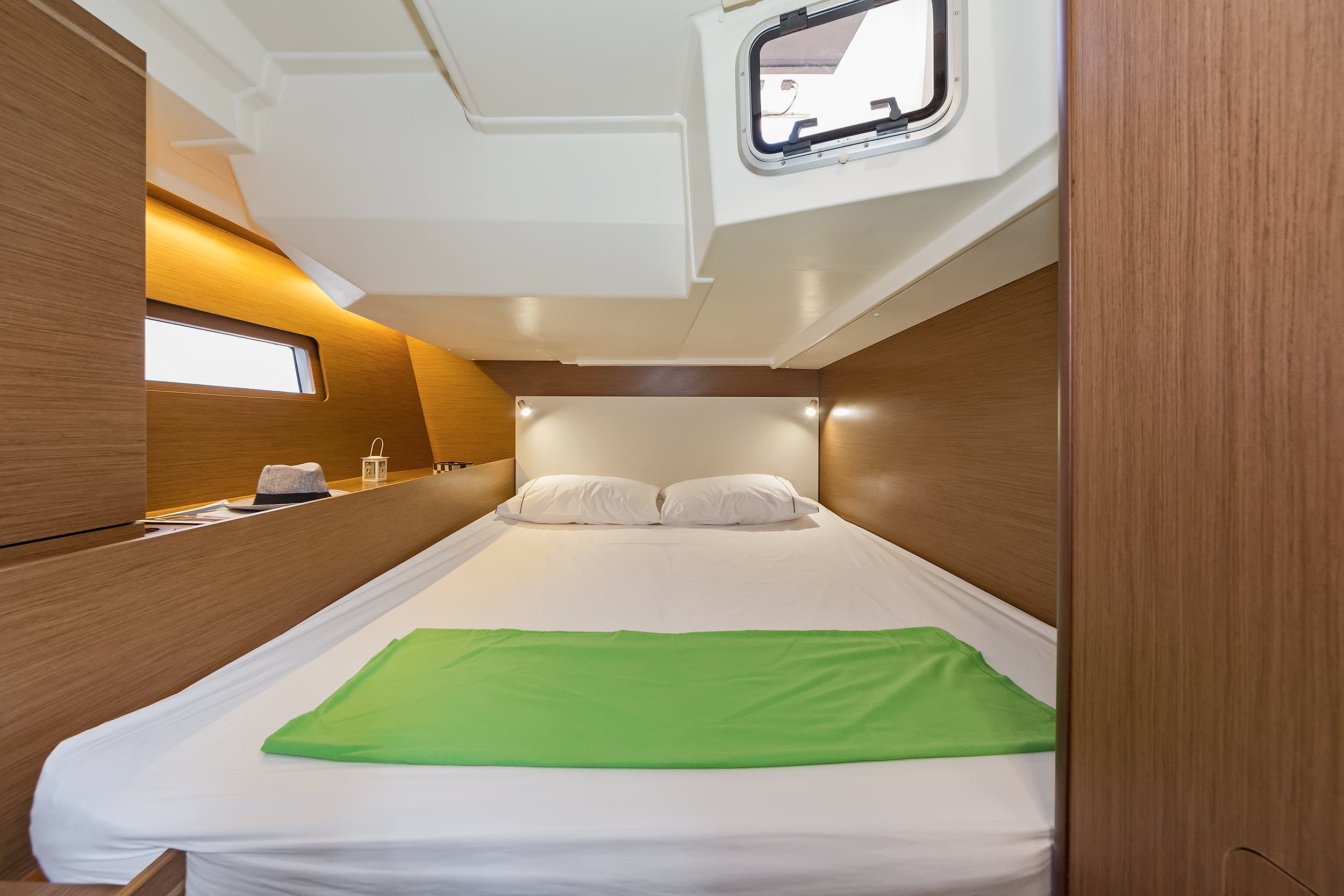 Oceanis 51.1 - photo 15