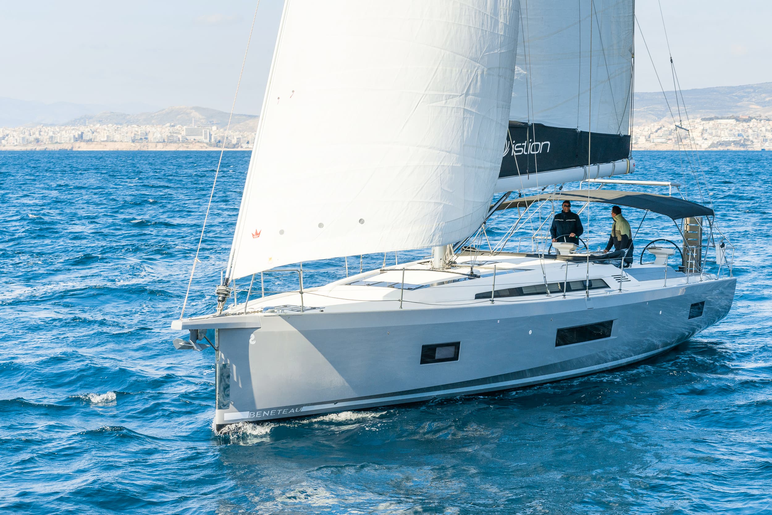 Oceanis 51.1 - photo 11