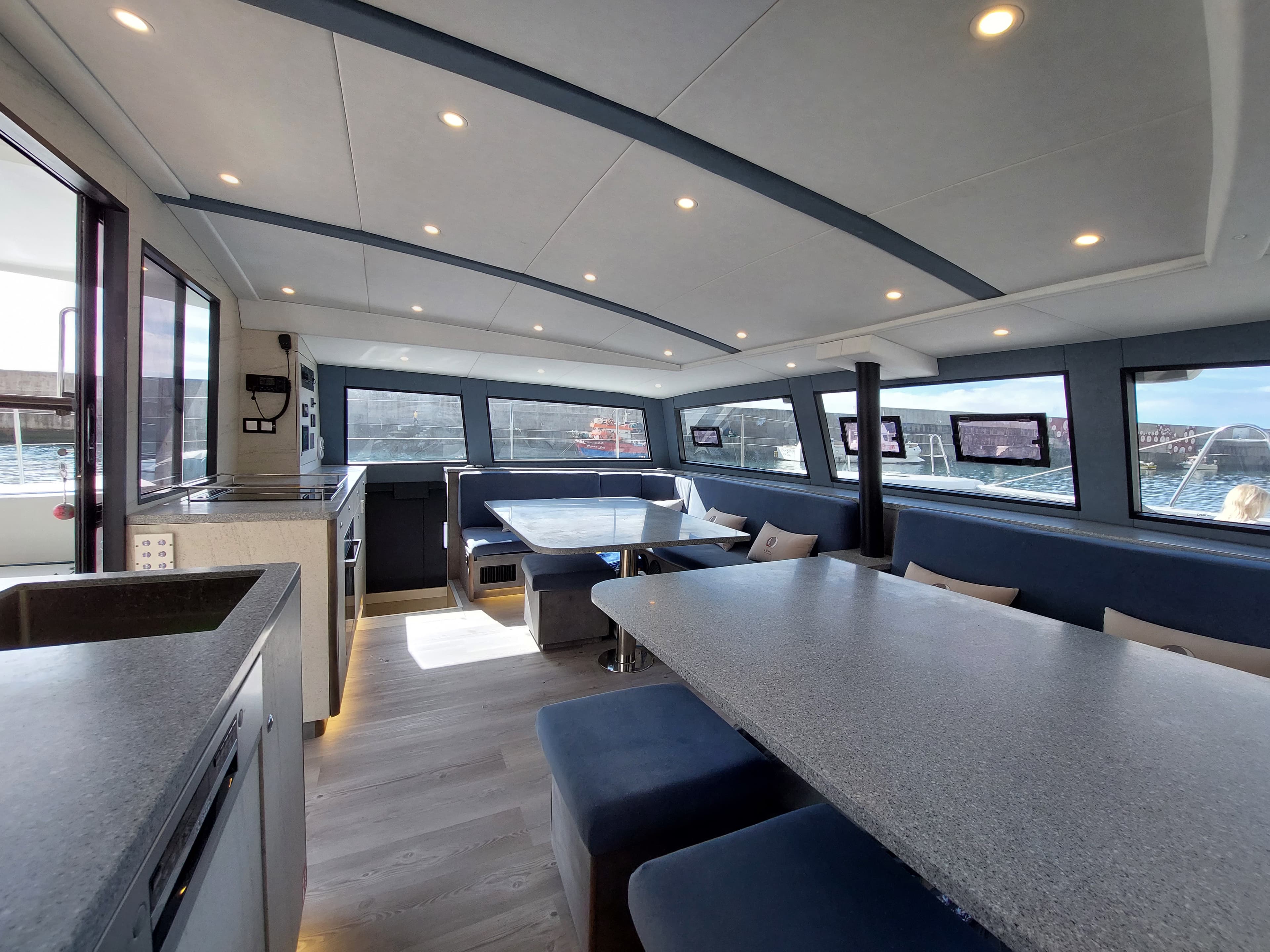 Luna 47 Power - photo 24