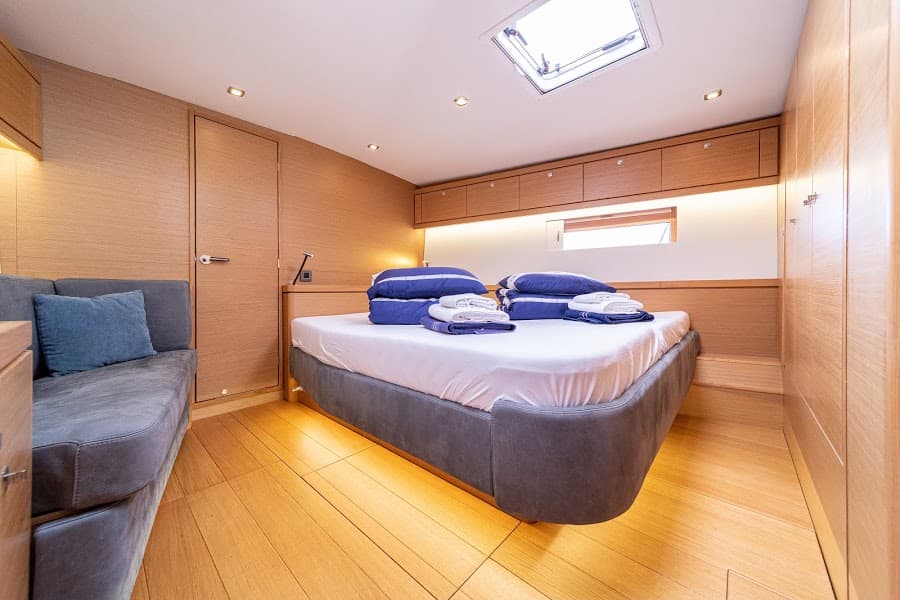 Dufour 63 Exclusive - photo 8