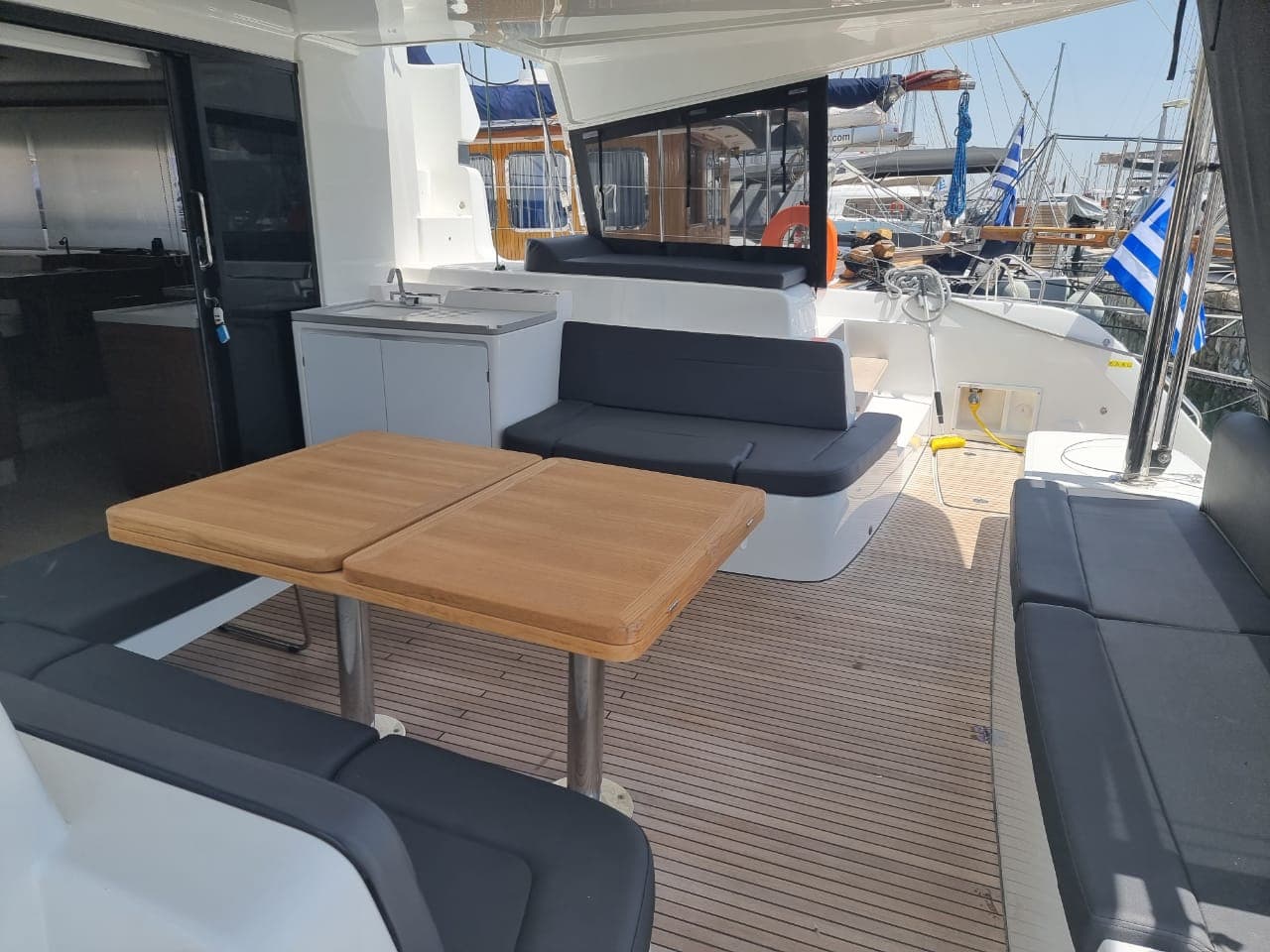 Lagoon 50 - photo 17