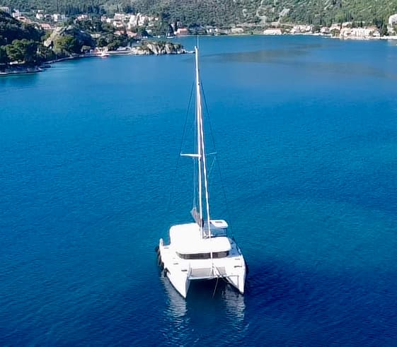 Lagoon 42 - photo 41