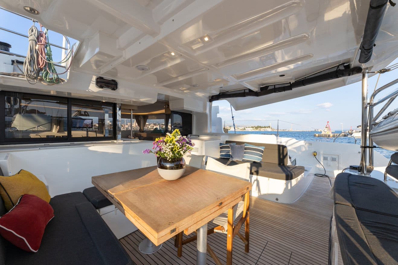 Lagoon 46  - photo 14