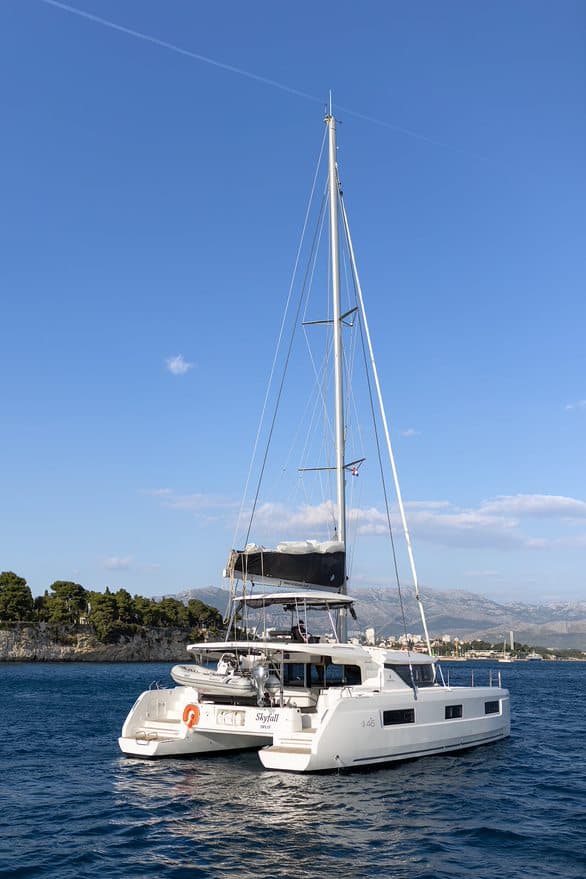 Lagoon 46  - photo 9