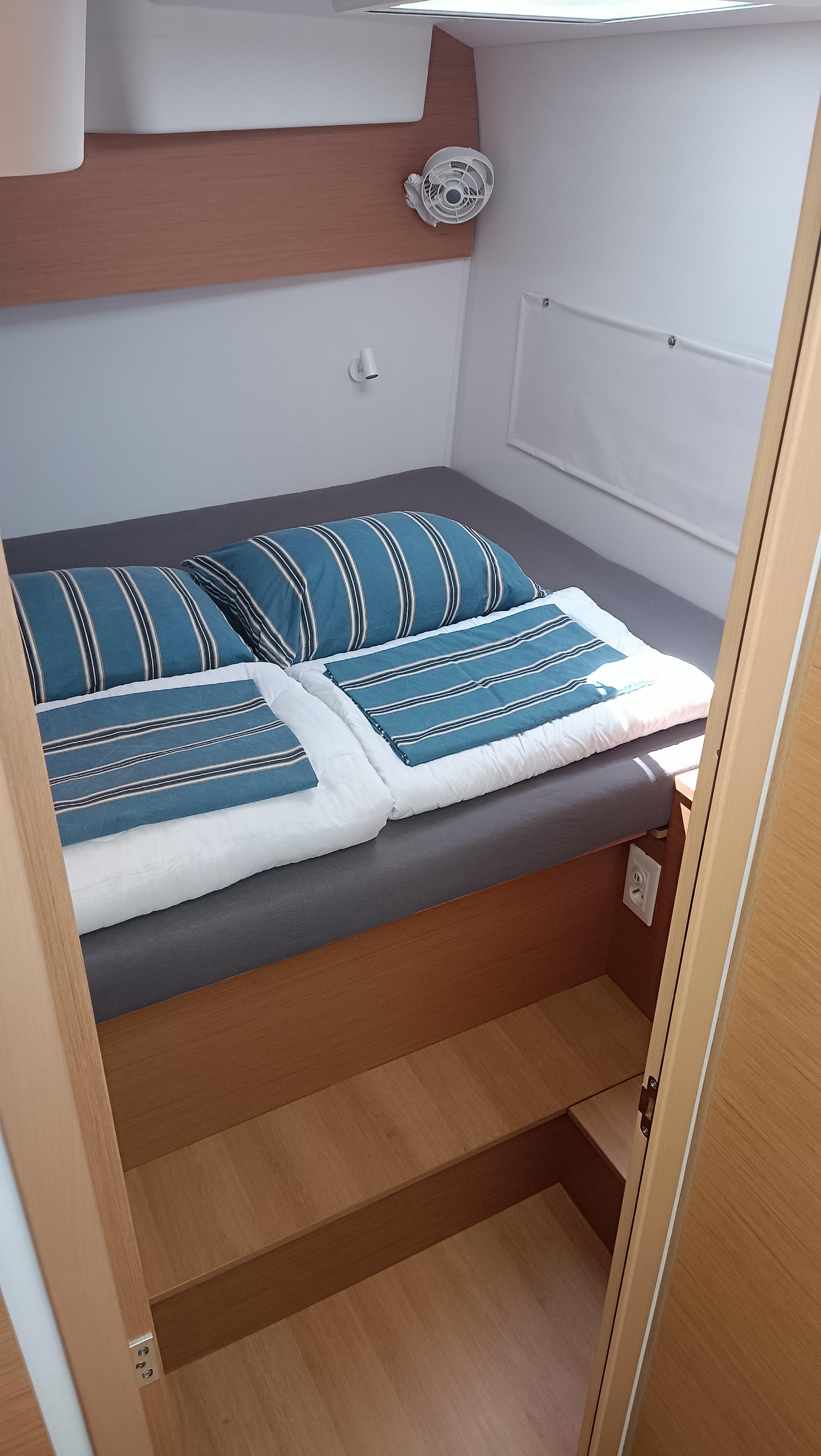 Excess 11 - photo 27