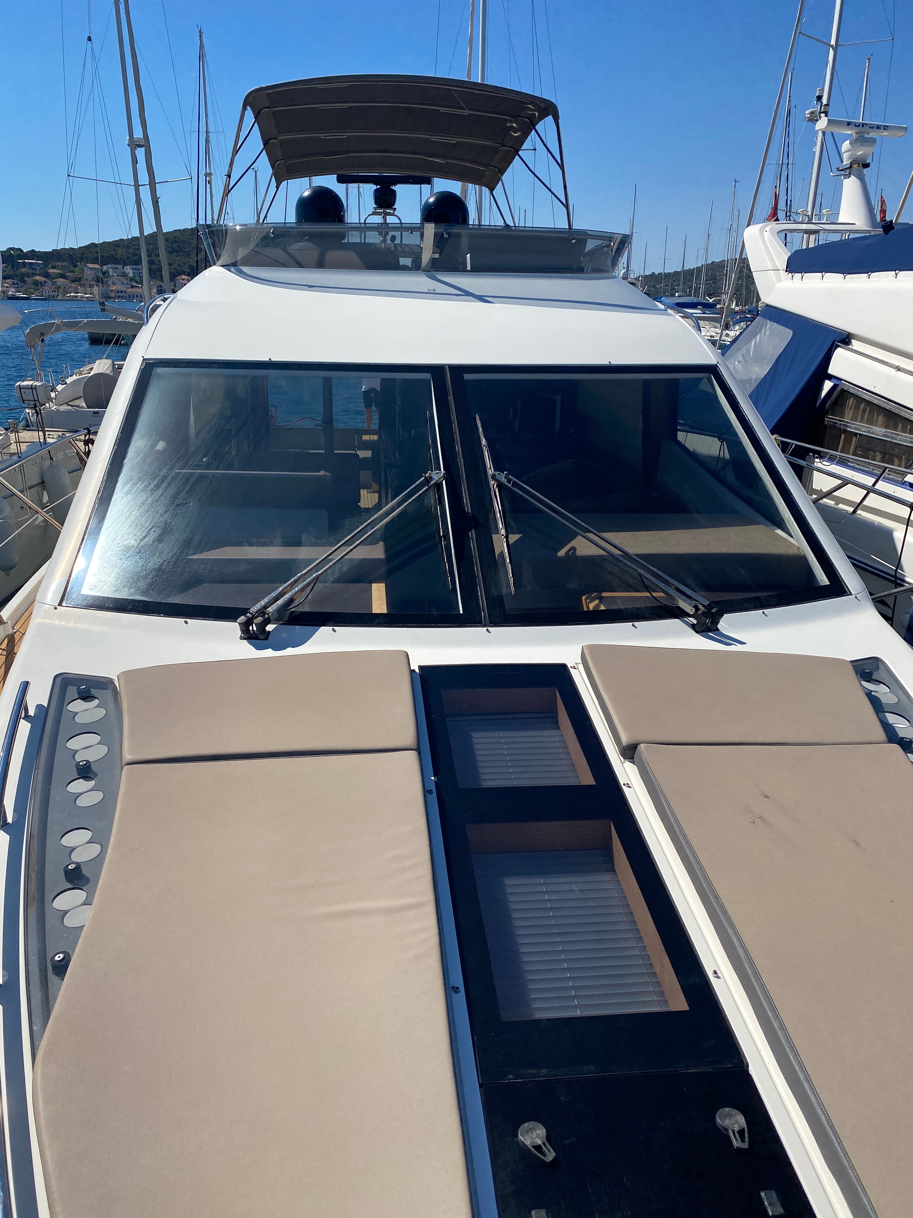 Galeon 550 Sky - photo 8
