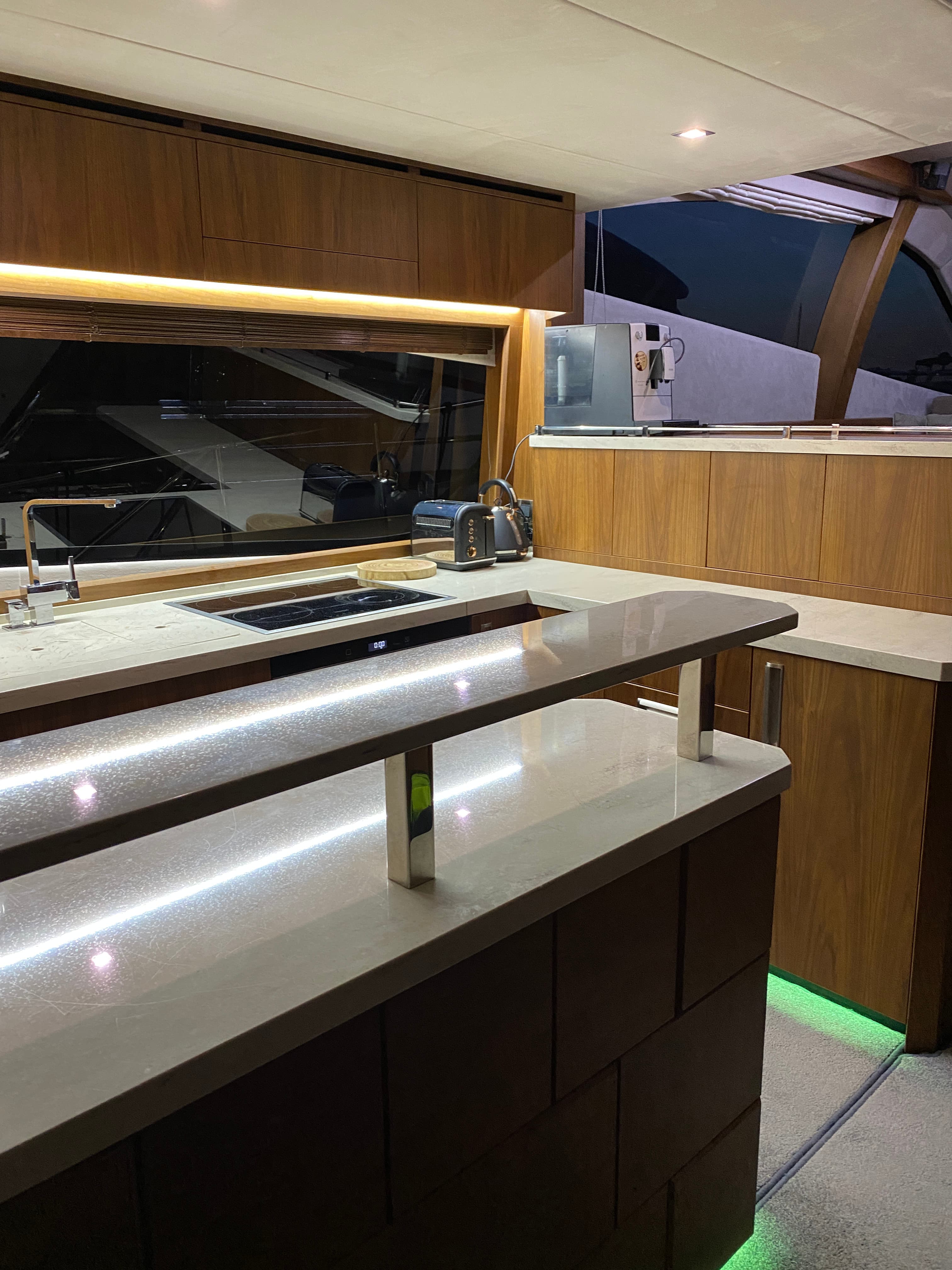 Galeon 550 Sky - photo 36