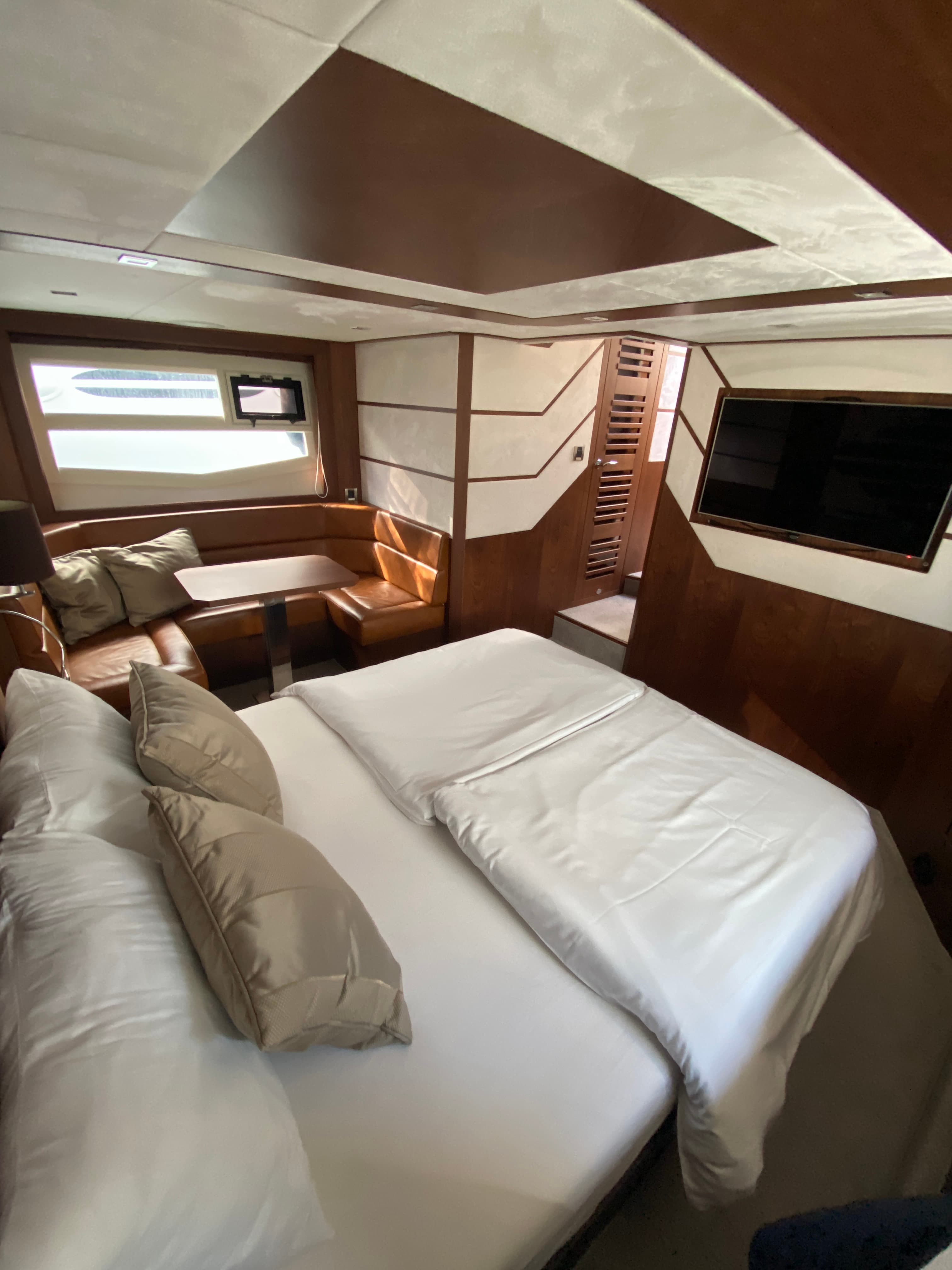 Galeon 550 Sky - photo 23