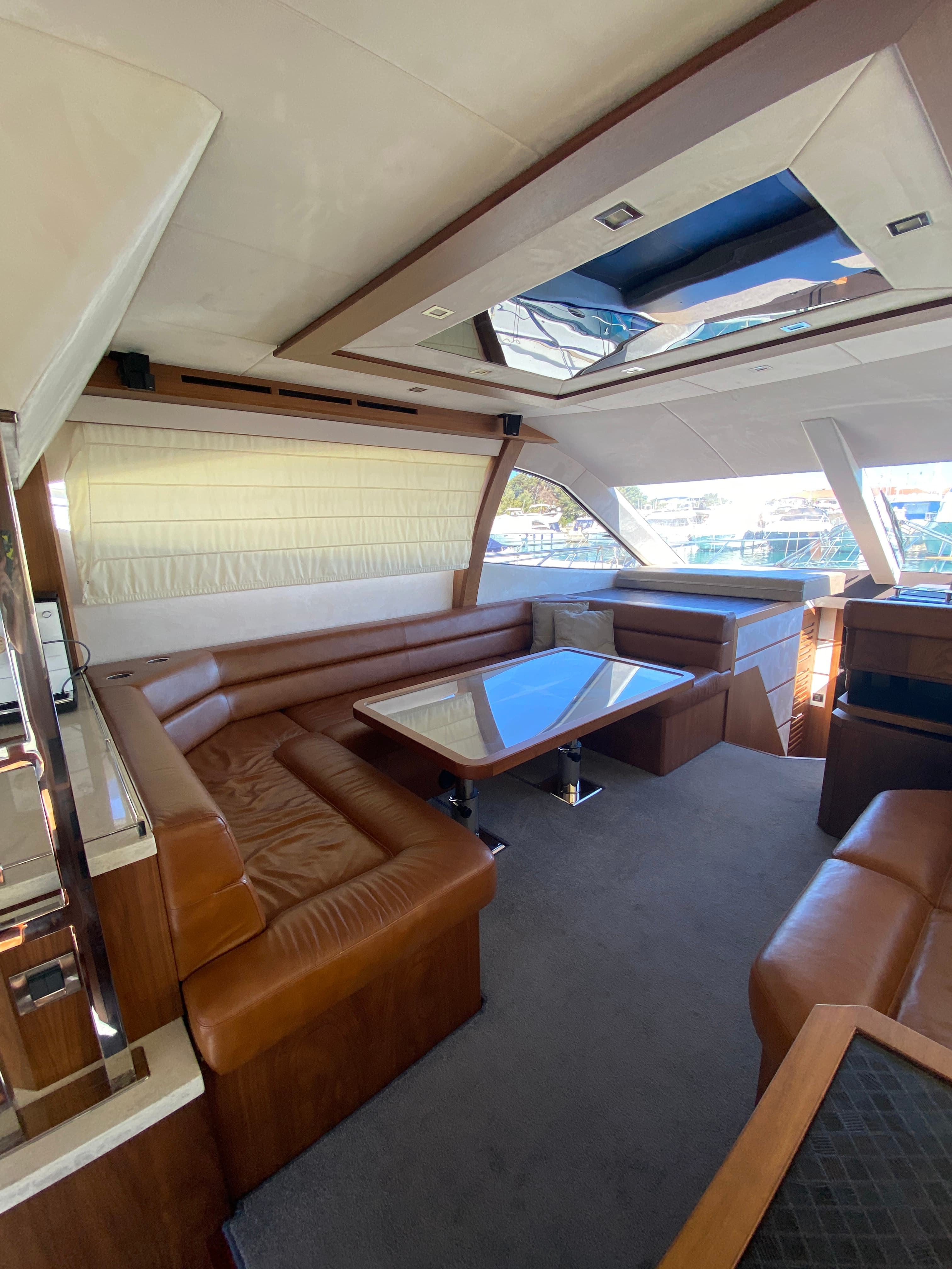 Galeon 550 Sky - photo 33