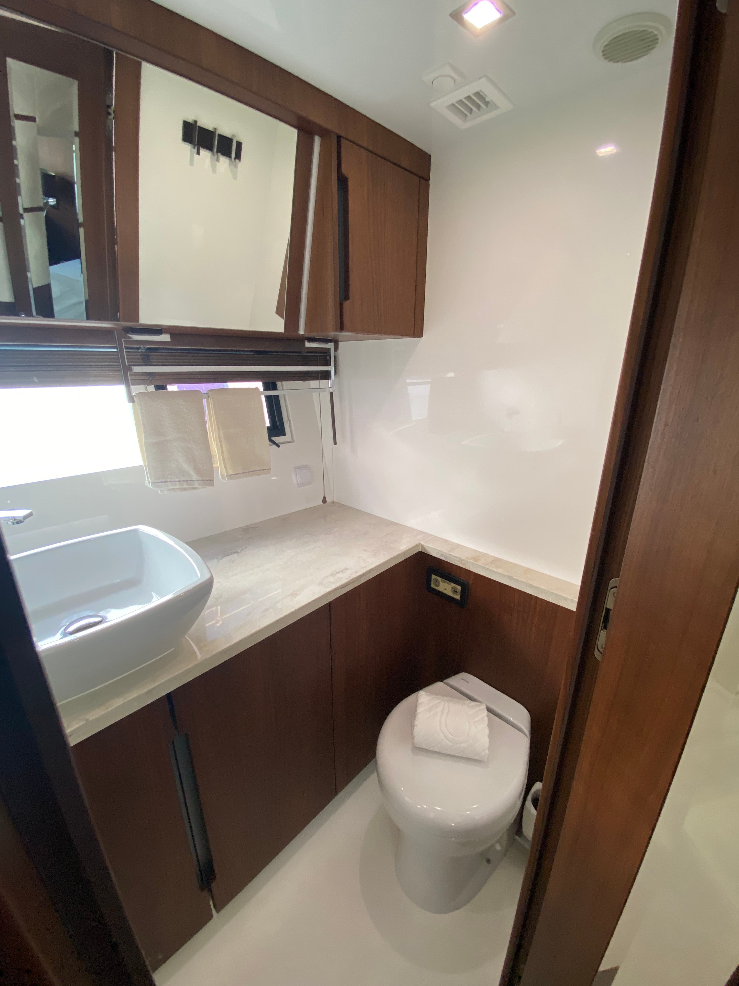 Galeon 550 Sky - photo 20