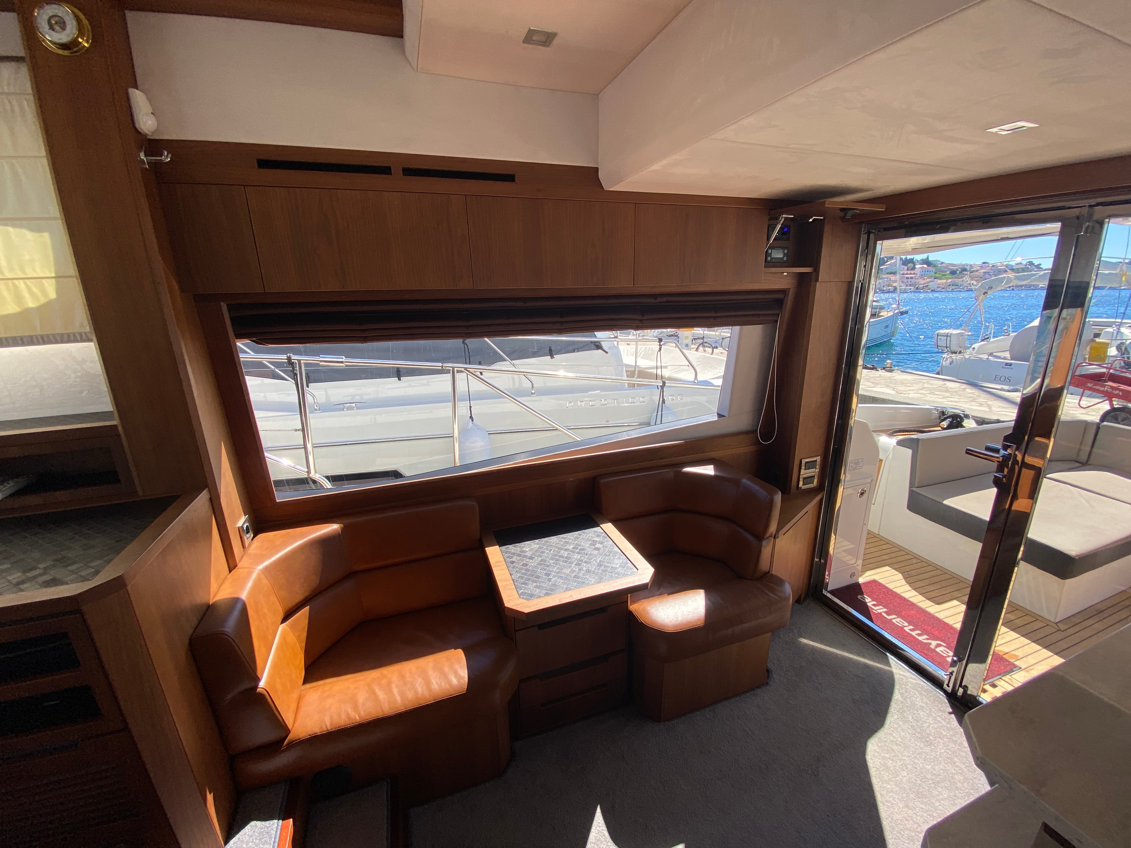 Galeon 550 Sky - photo 30
