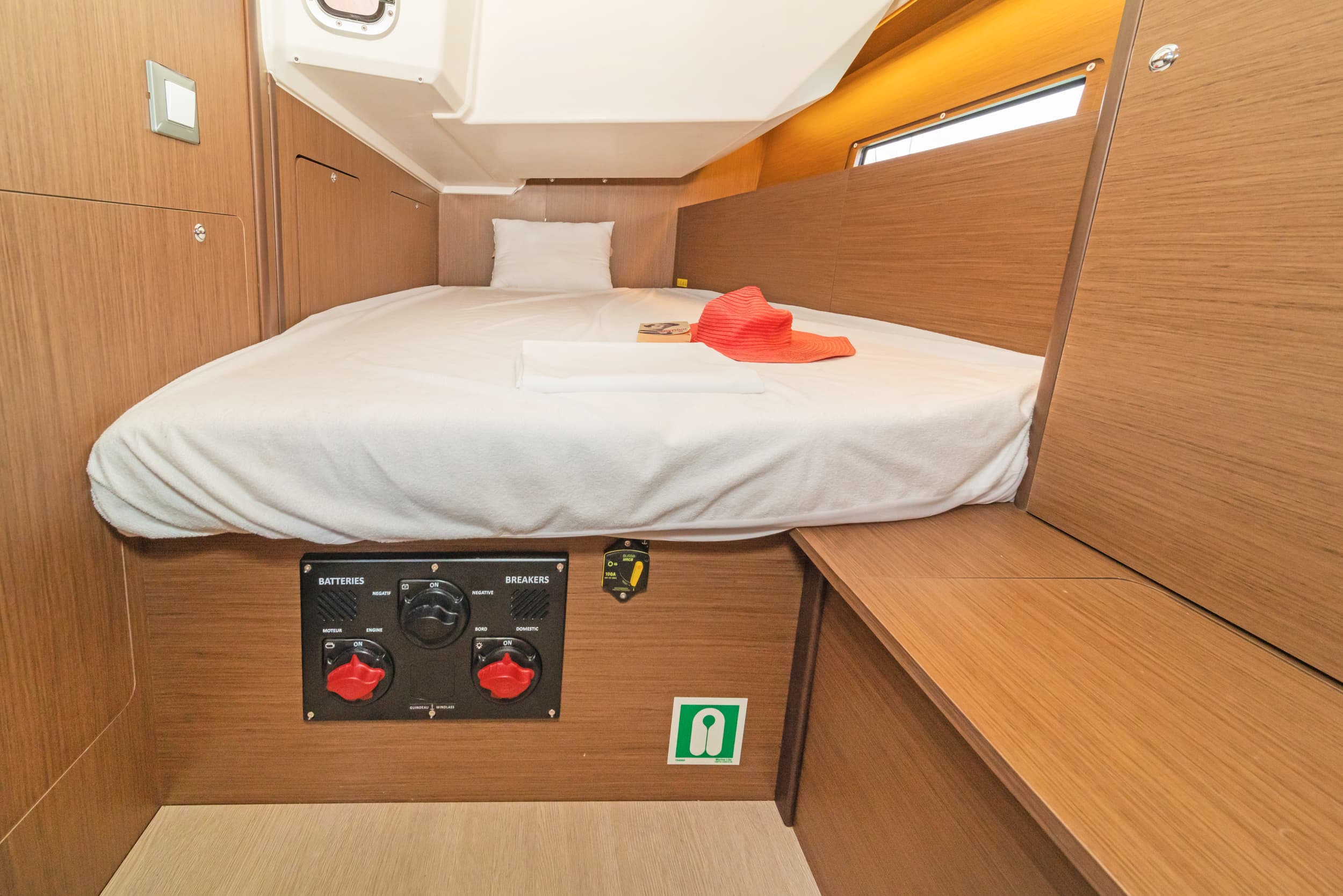 Oceanis 40.1 - photo 8