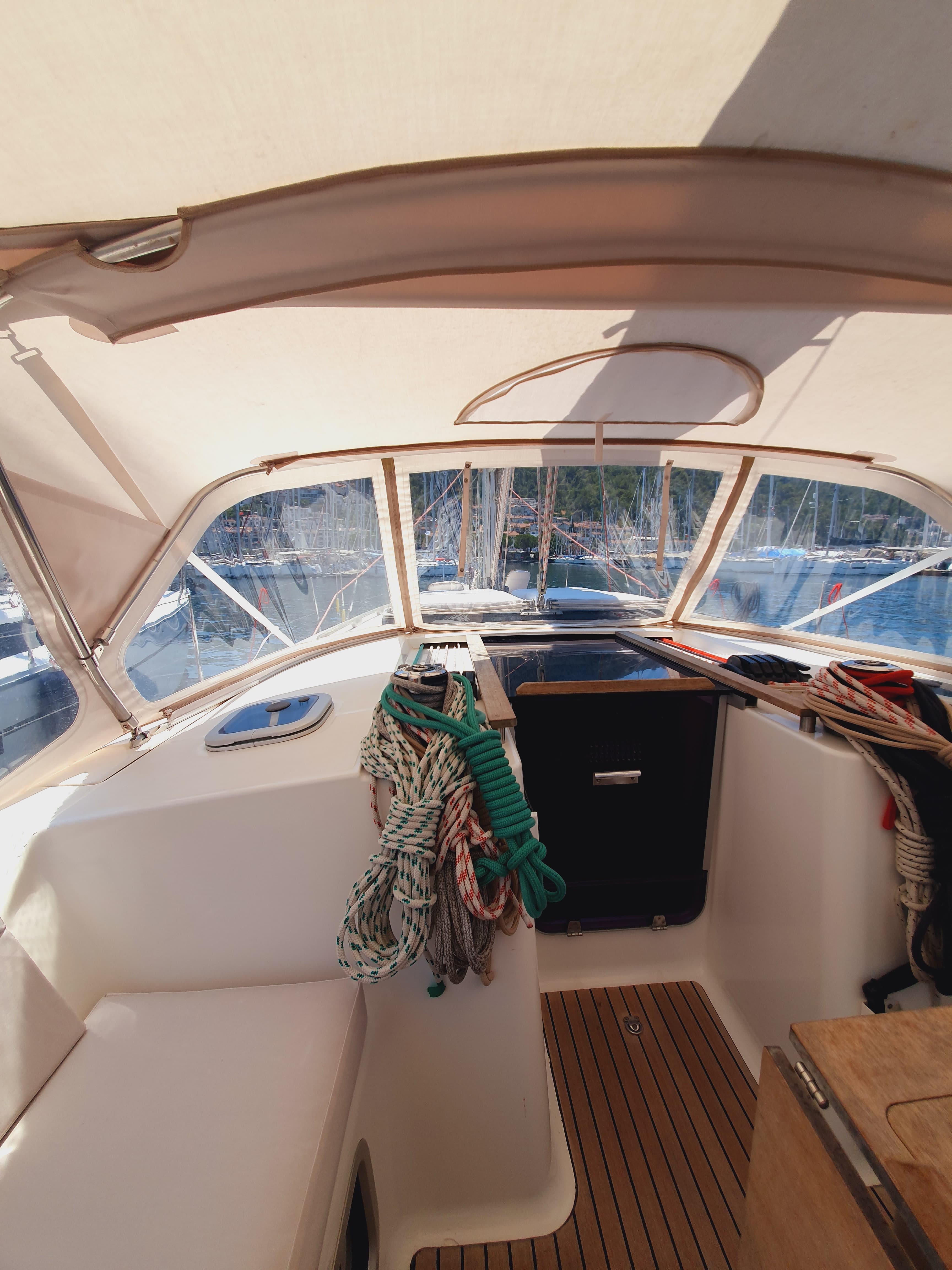 Dufour 405 - photo 15