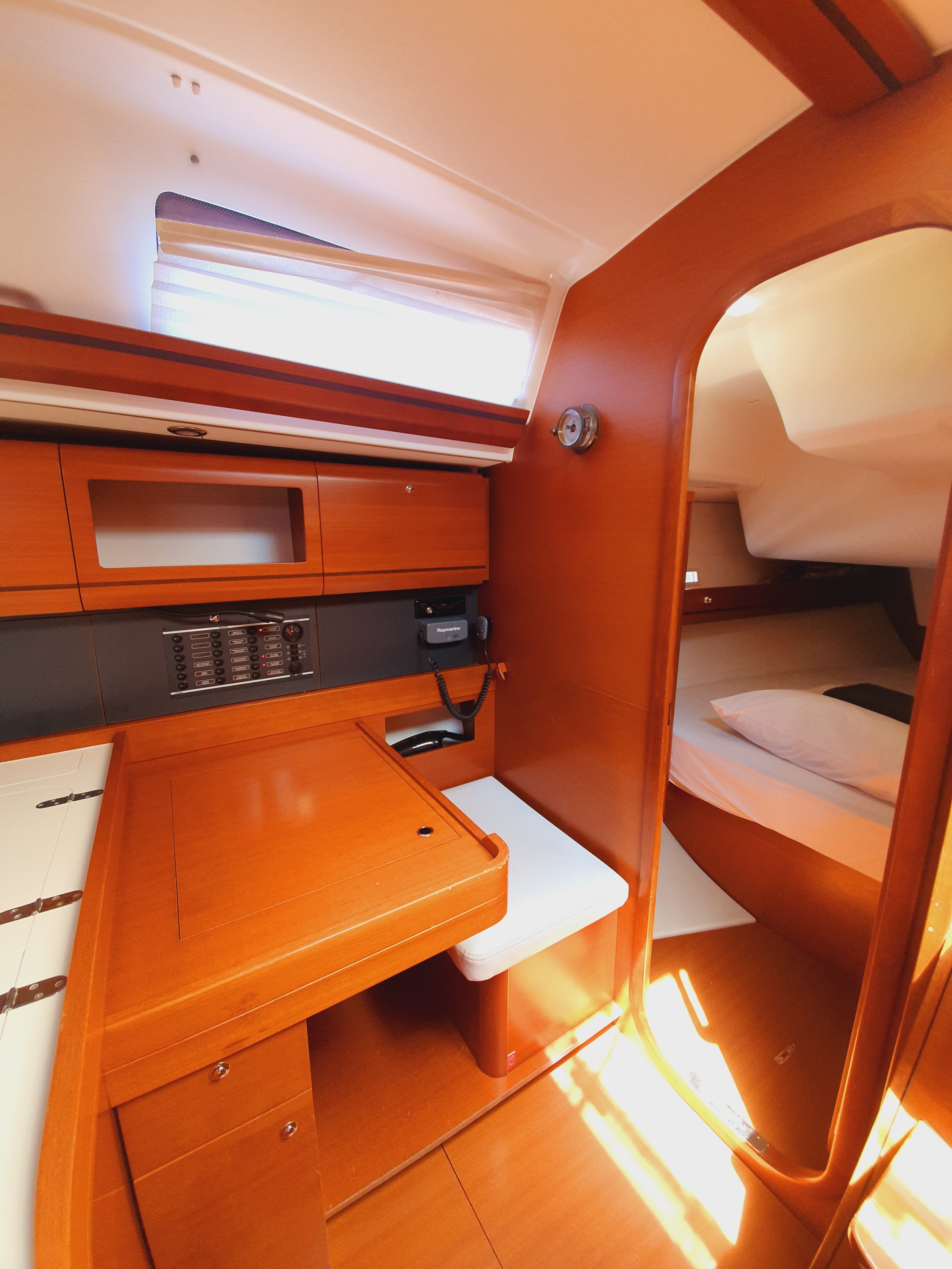 Dufour 405 - photo 59