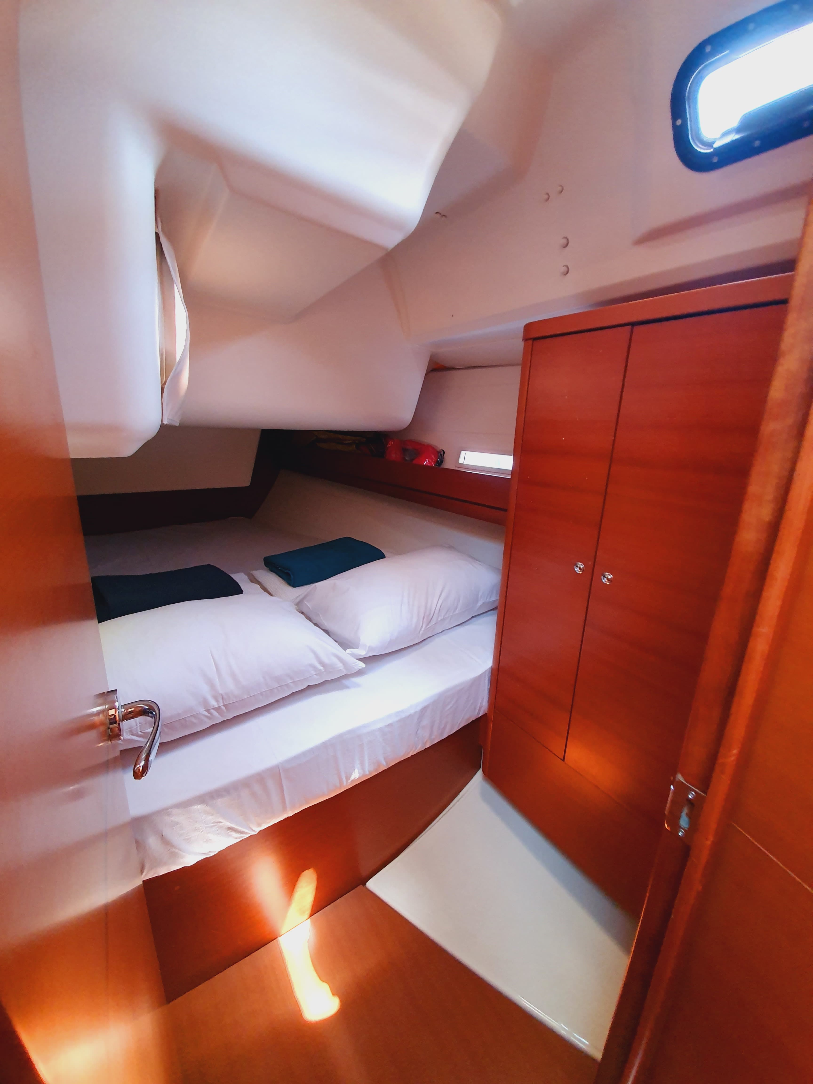 Dufour 405 - photo 37