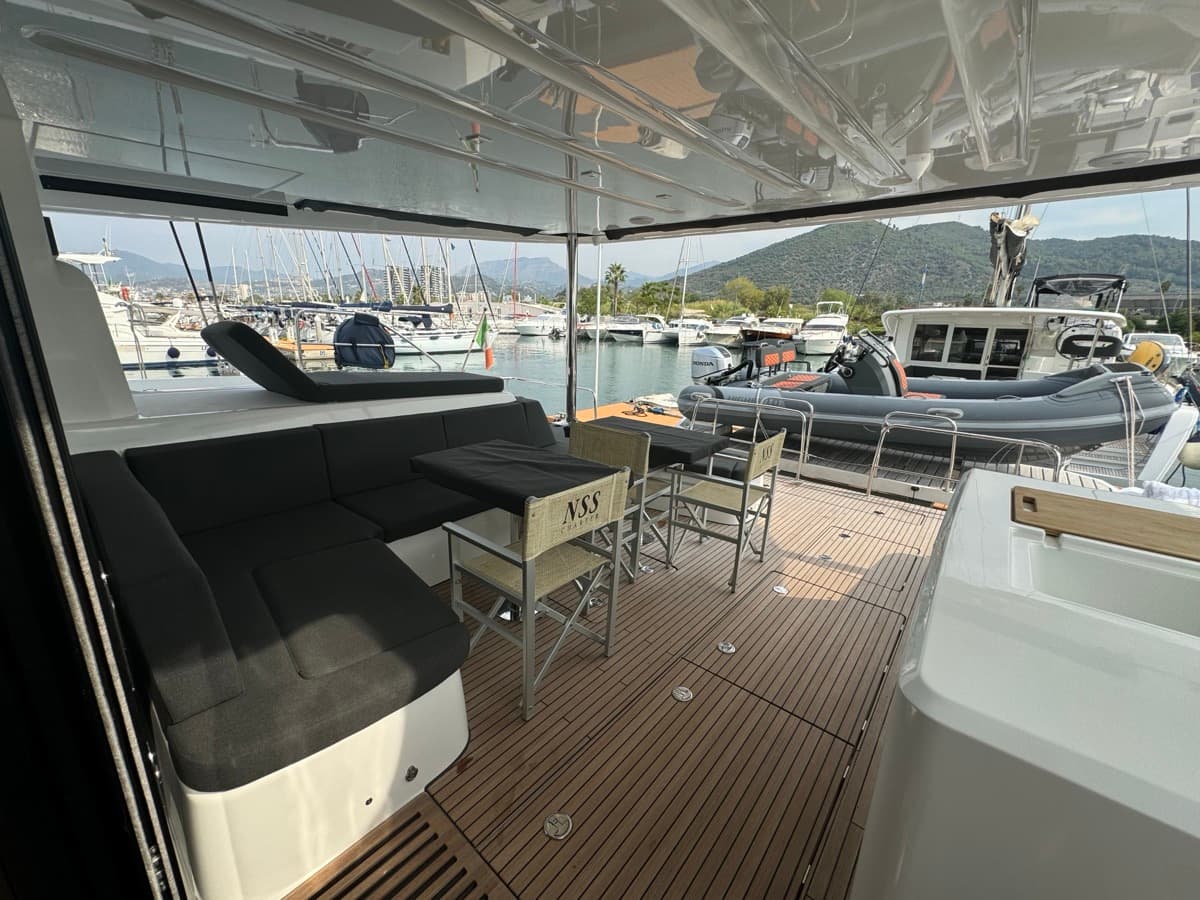 Lagoon 55 - photo 27